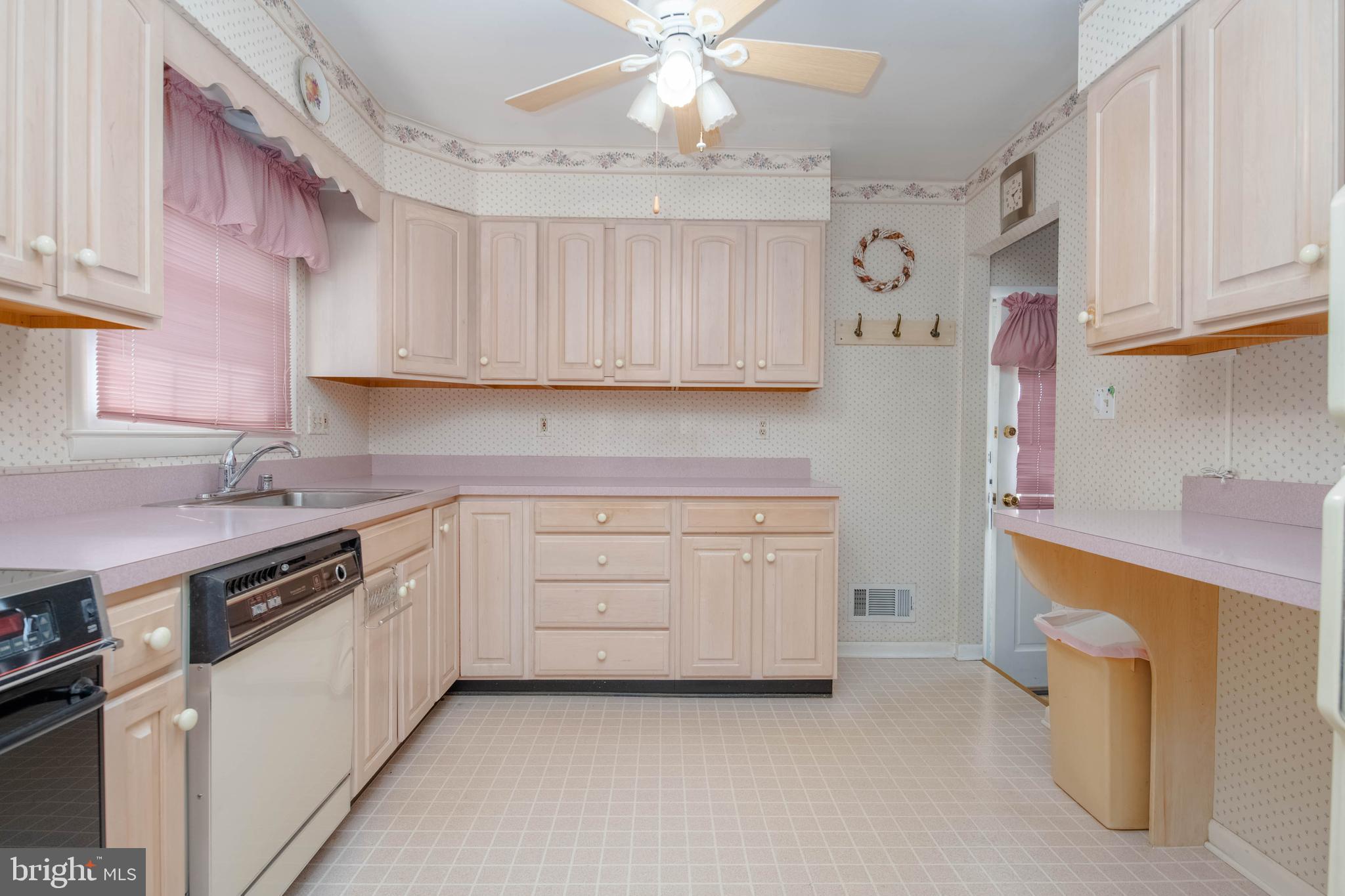 HIGH POINT - Residential