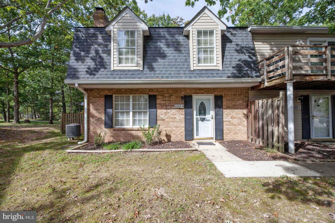 Beautiful 2 level condo/townhouse in convenient Waldorf location. Owner has taken exceptional care of this unit.  Spacious floorplan and 3 bedrooms makes this an exceptional buy.   Please note that community is not fha approved. Lenders should verify all possible programs available for buyers.