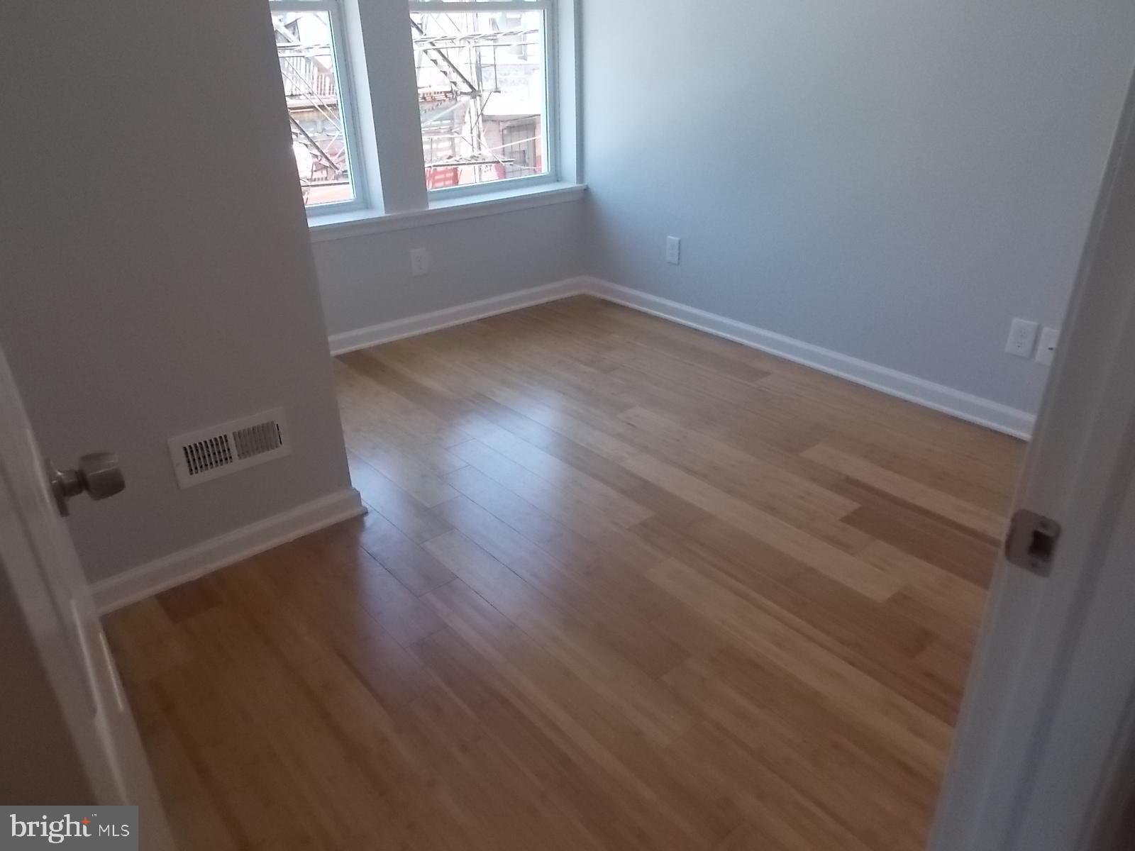 MANTUA - Residential