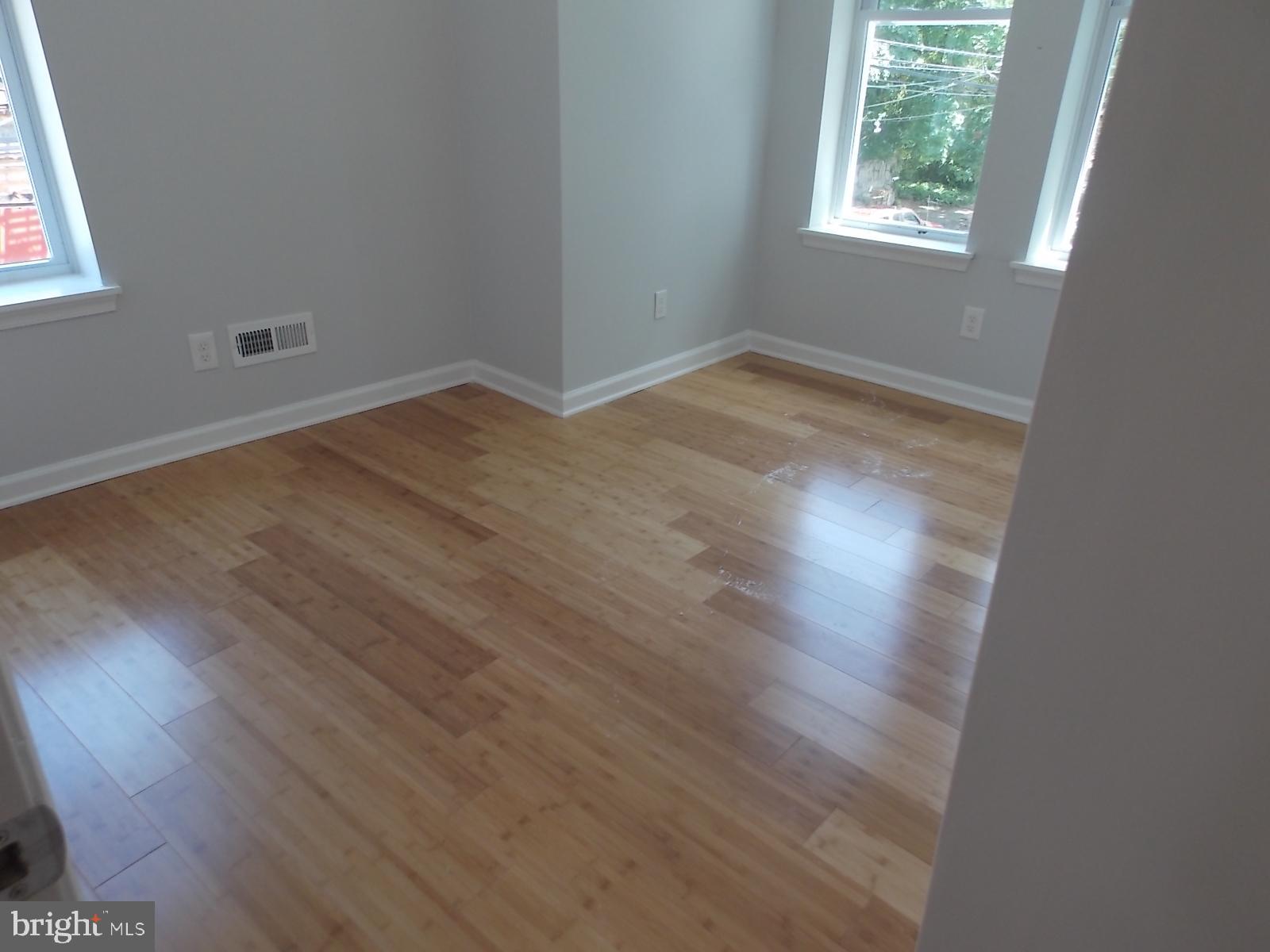 MANTUA - Residential