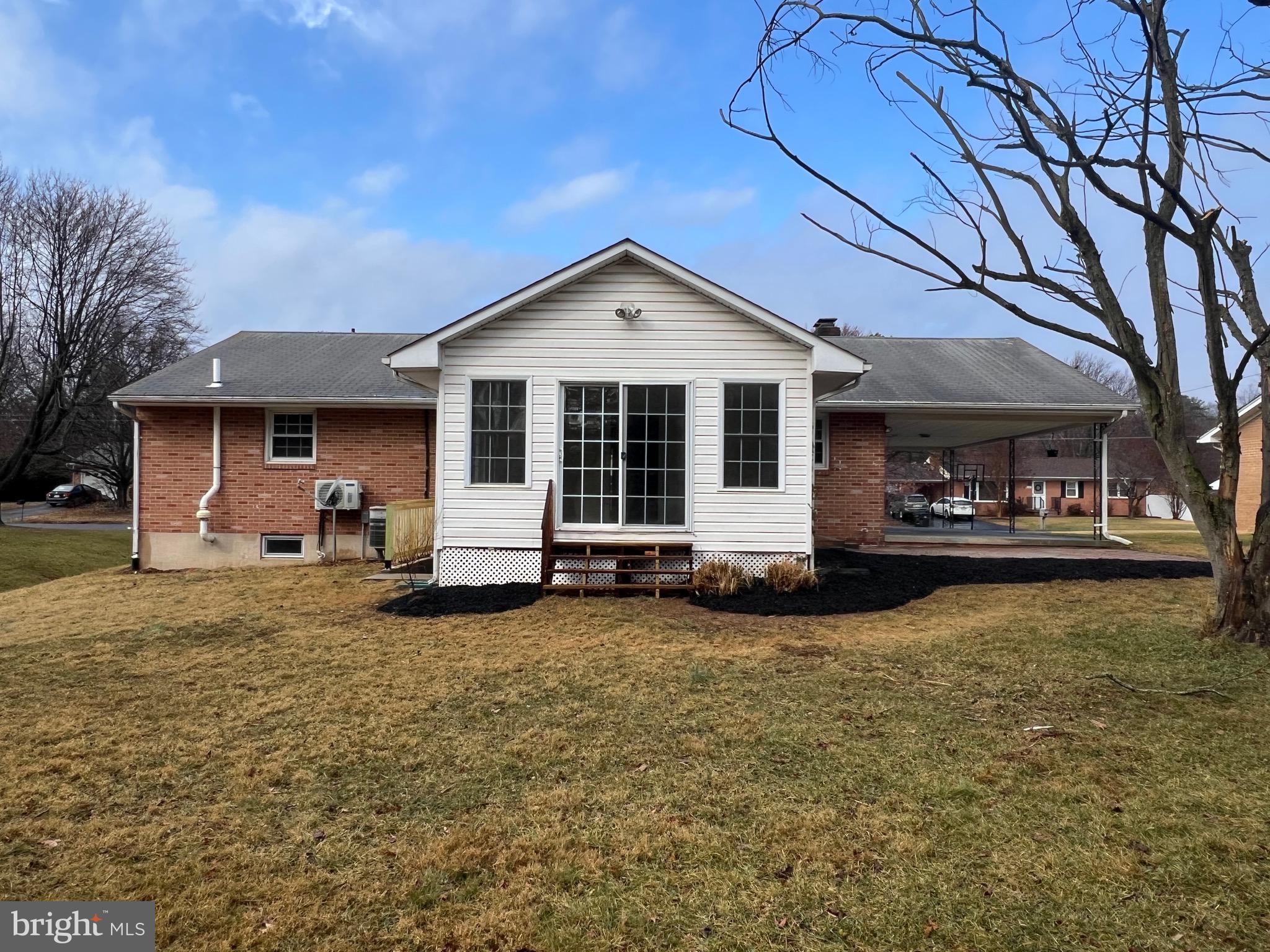 WHITTIER ACRES - Residential