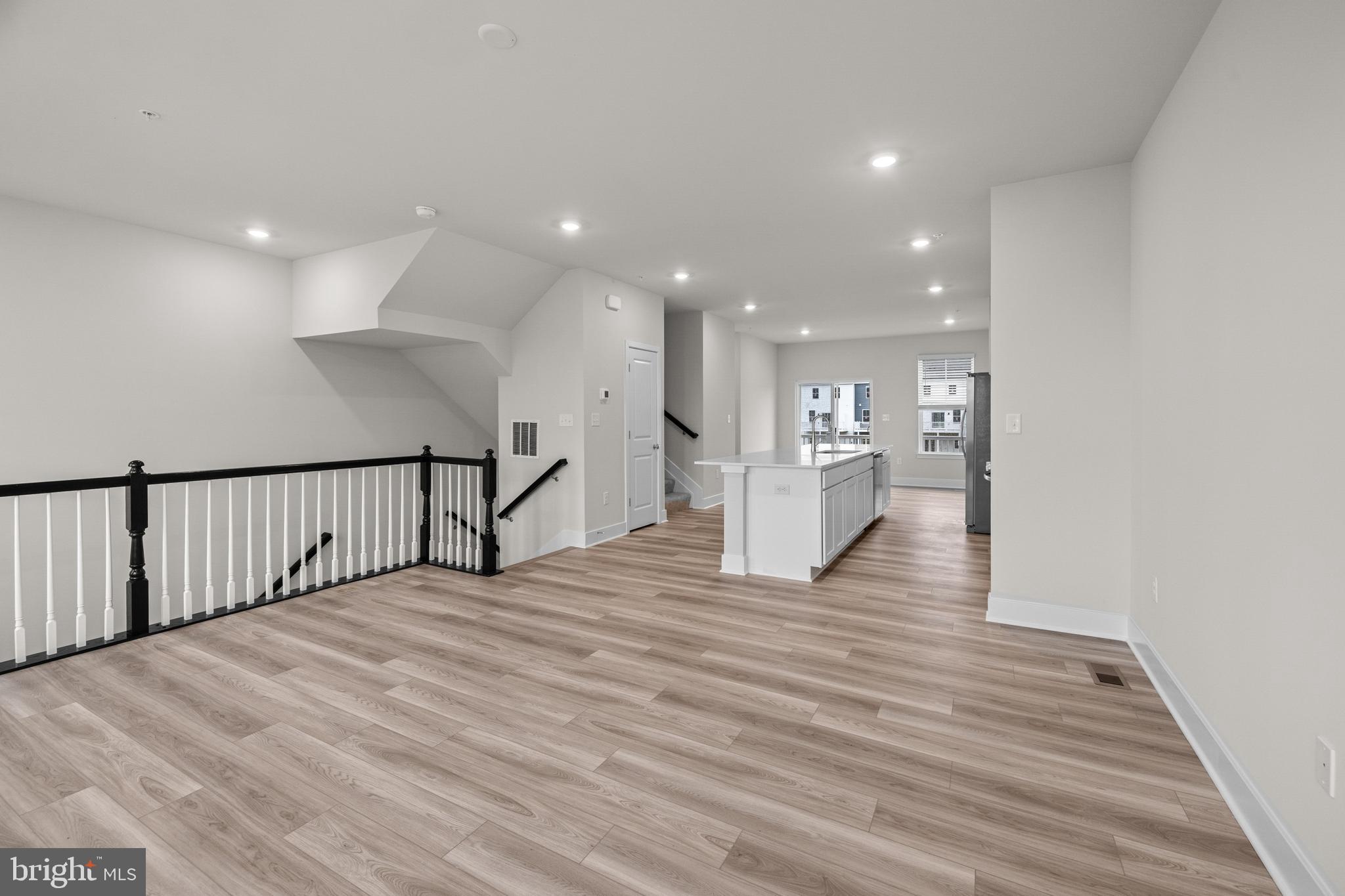 LAKESIDE AT TRAPPE - Residential