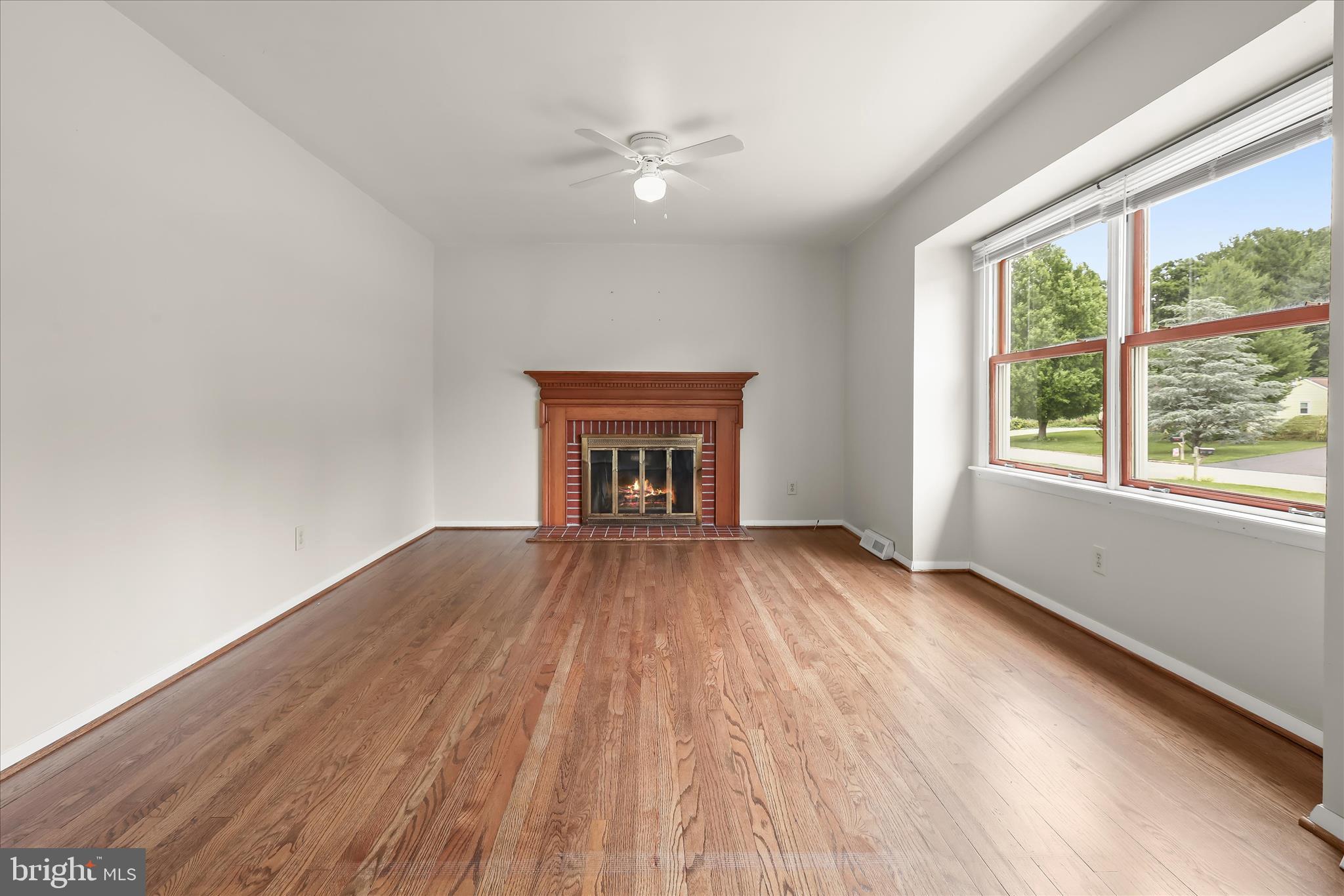 COLONIAL ACRES - Residential