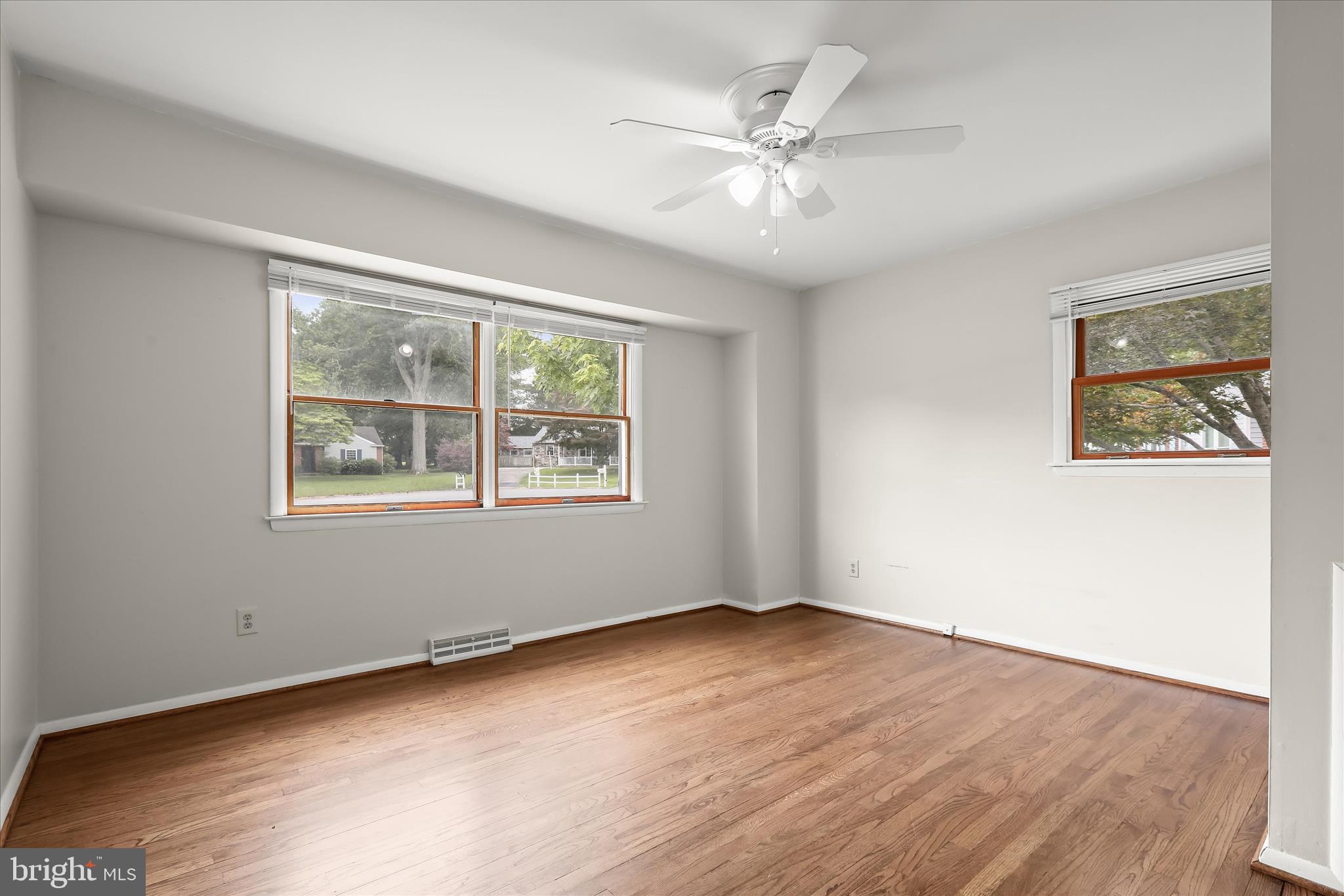 COLONIAL ACRES - Residential