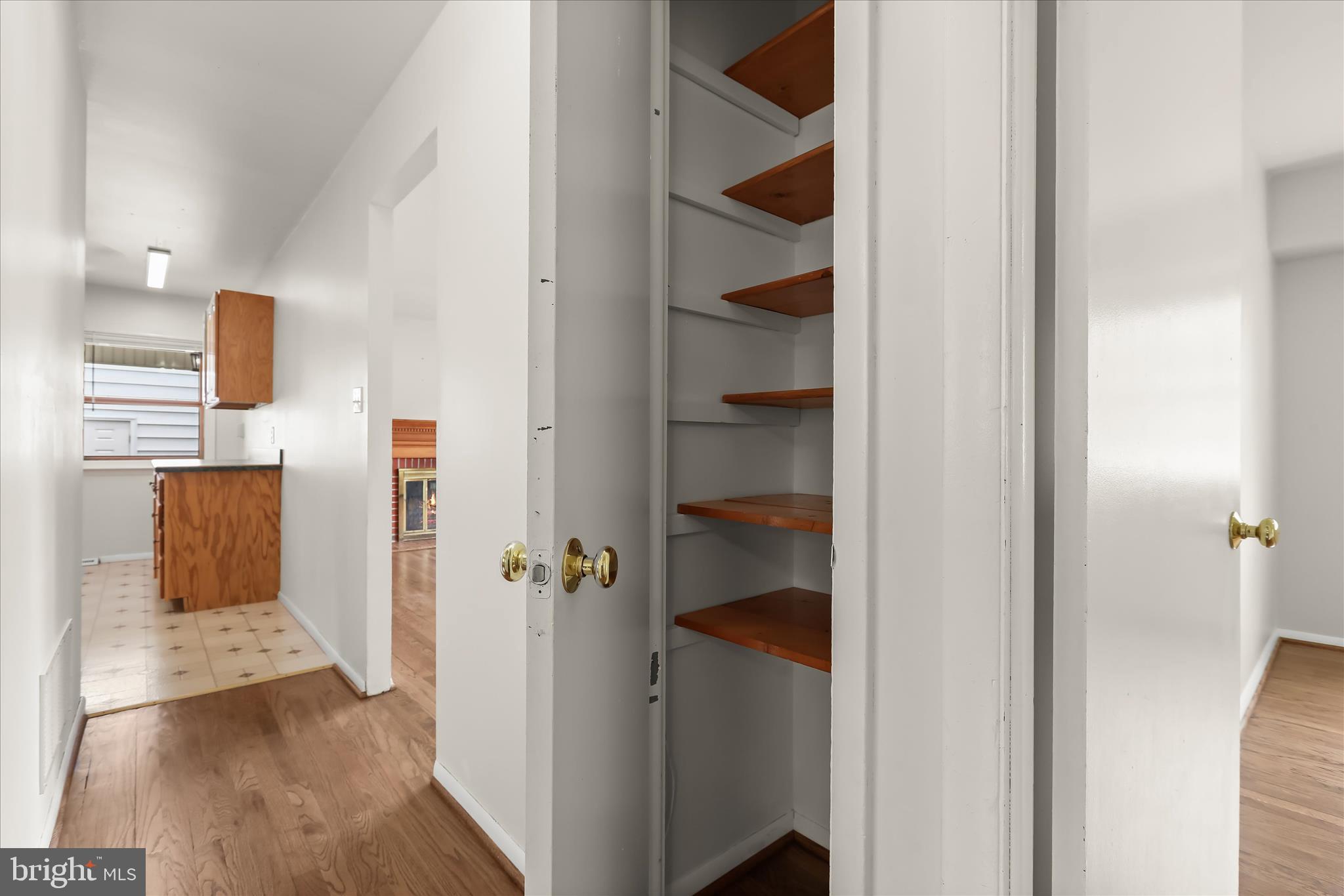 COLONIAL ACRES - Residential