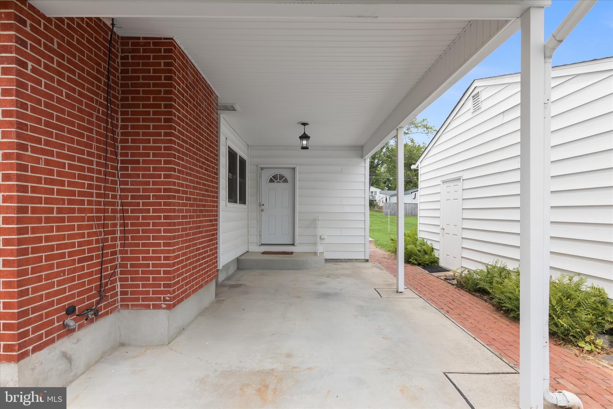 COLONIAL ACRES - Residential