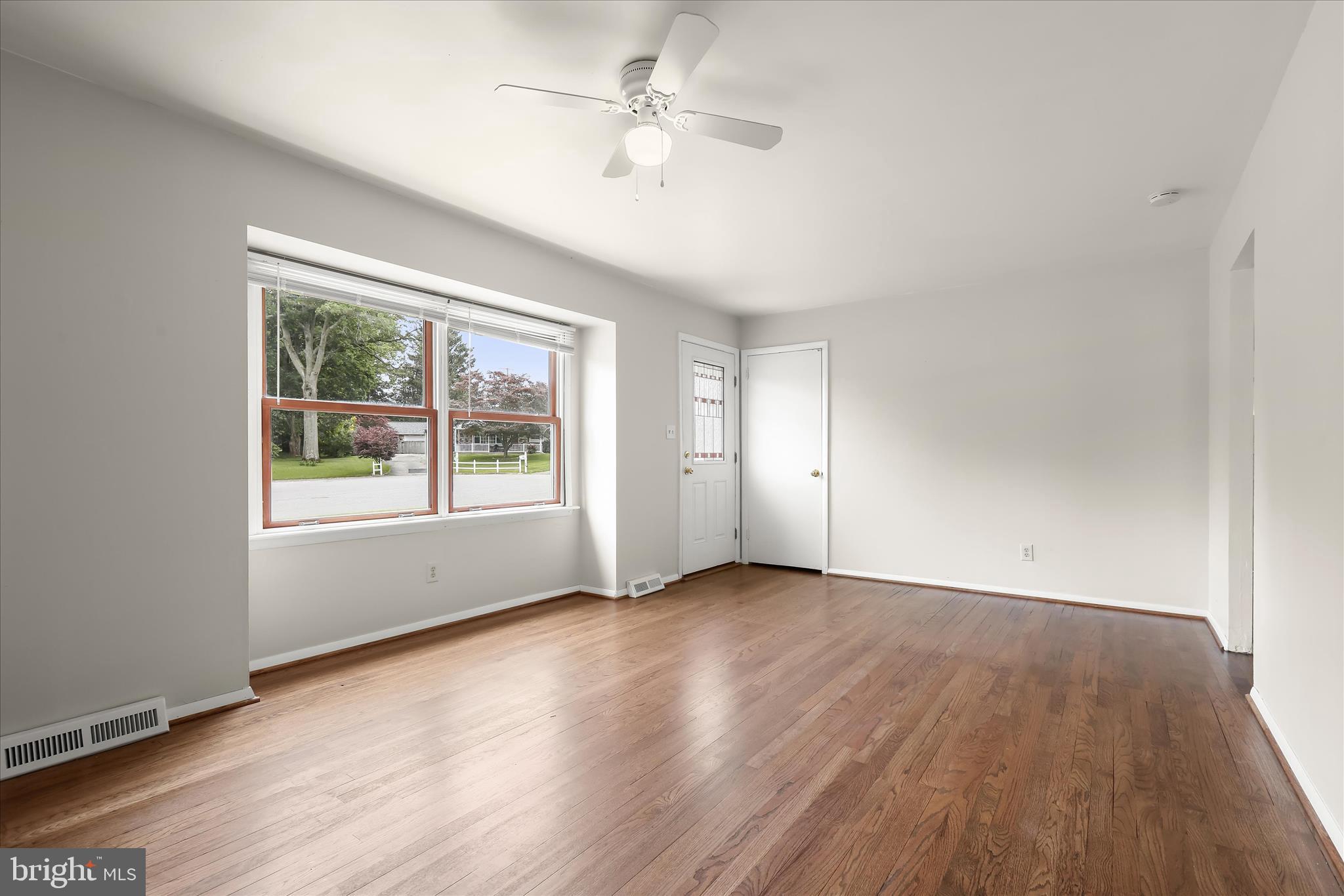 COLONIAL ACRES - Residential