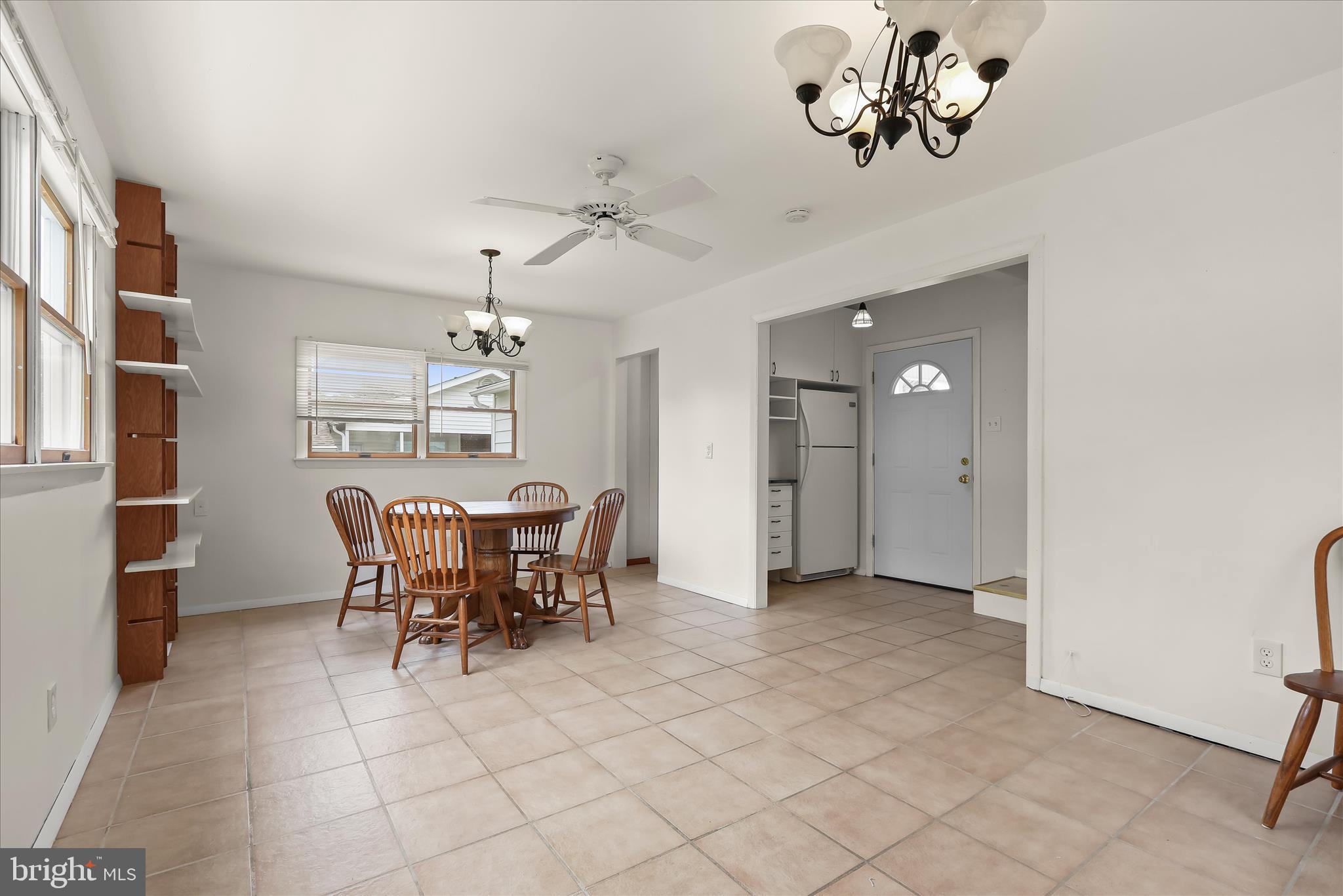 COLONIAL ACRES - Residential