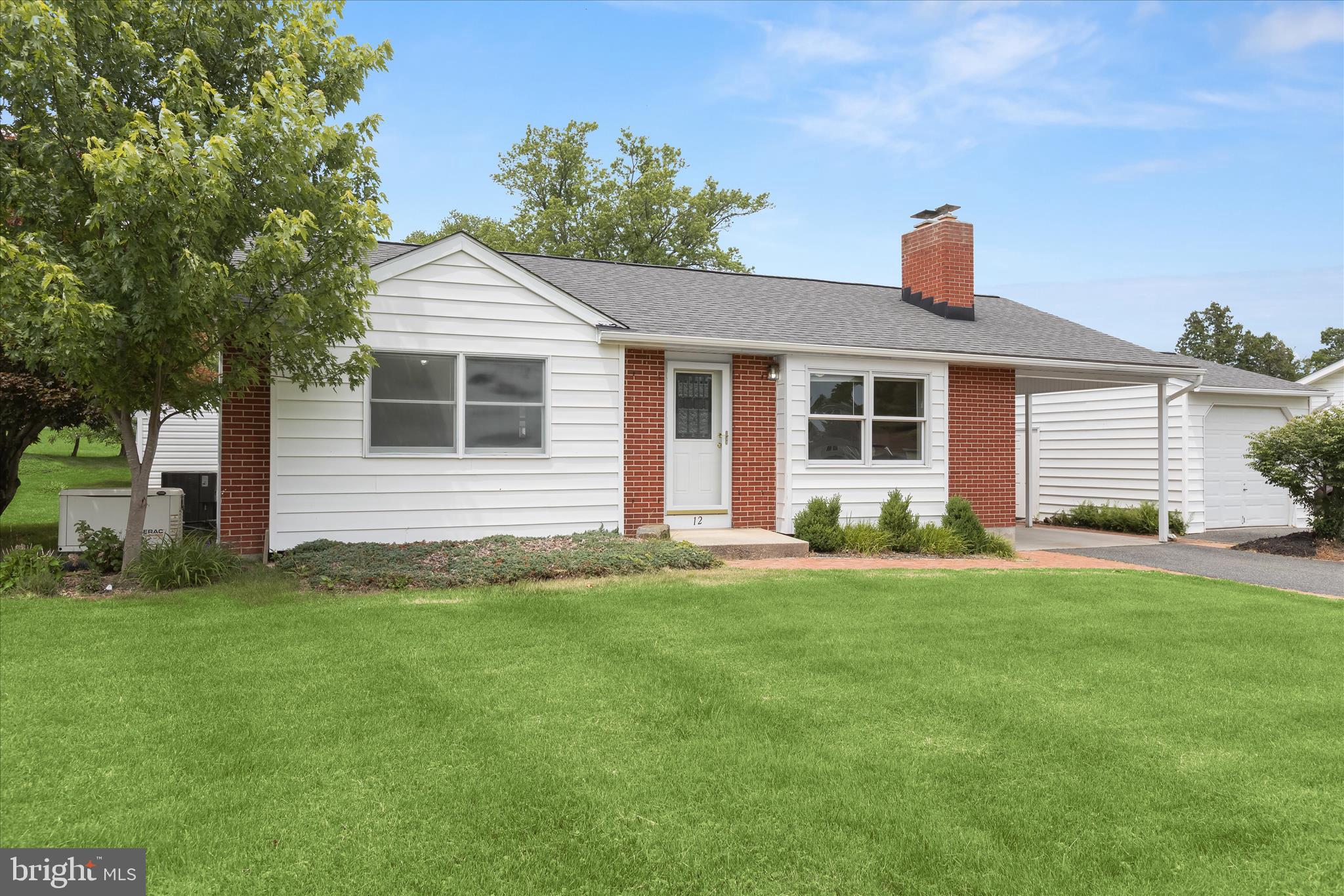 COLONIAL ACRES - Residential