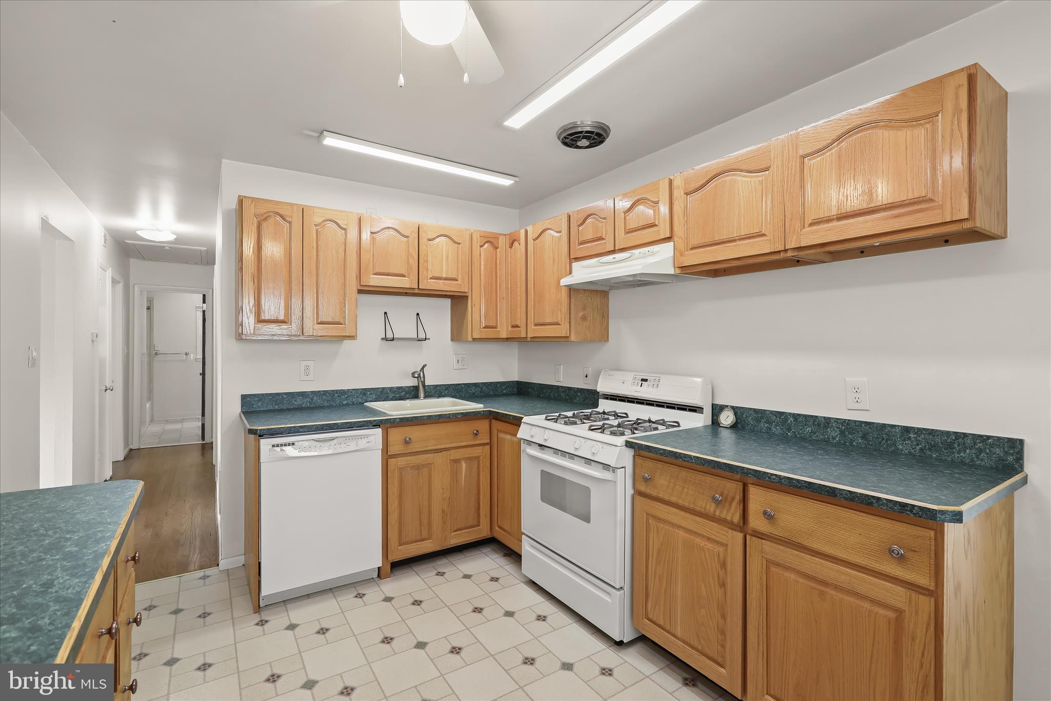 COLONIAL ACRES - Residential