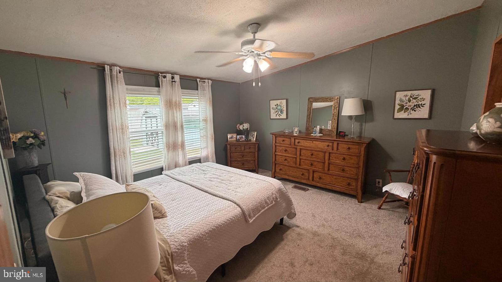 RIDGEWOOD MHP - Residential