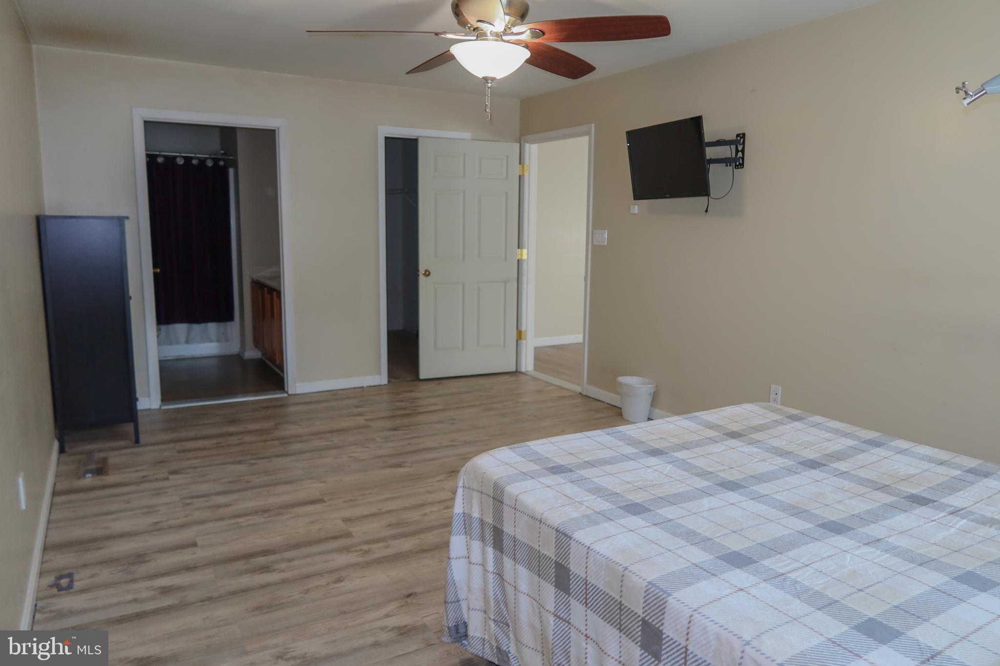 WOODS AT WALLS CREEK - Residential