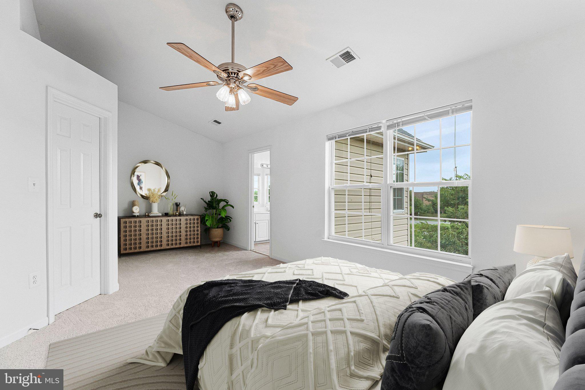 ASHBURN VILLAGE - Residential