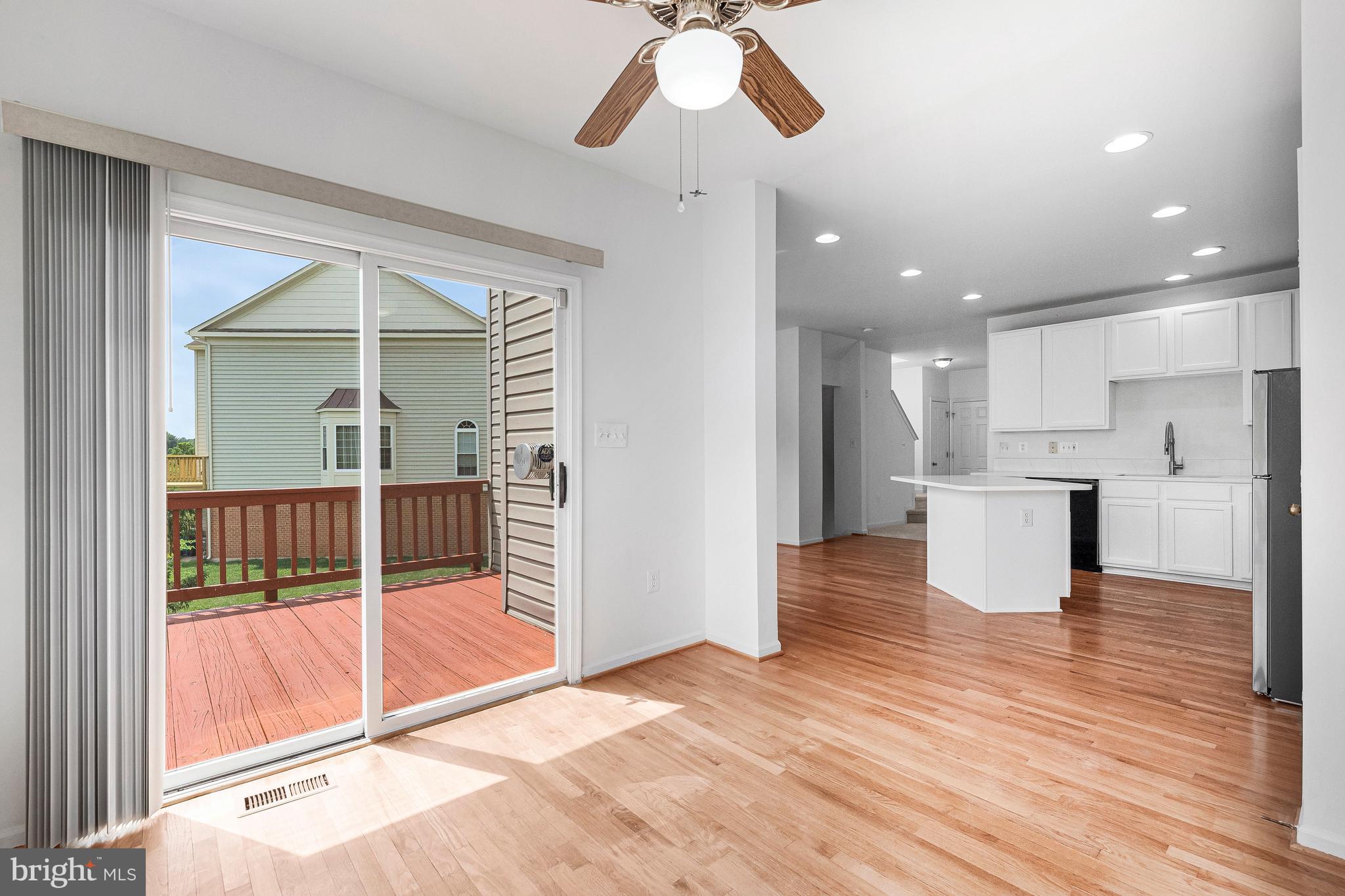 ASHBURN VILLAGE - Residential
