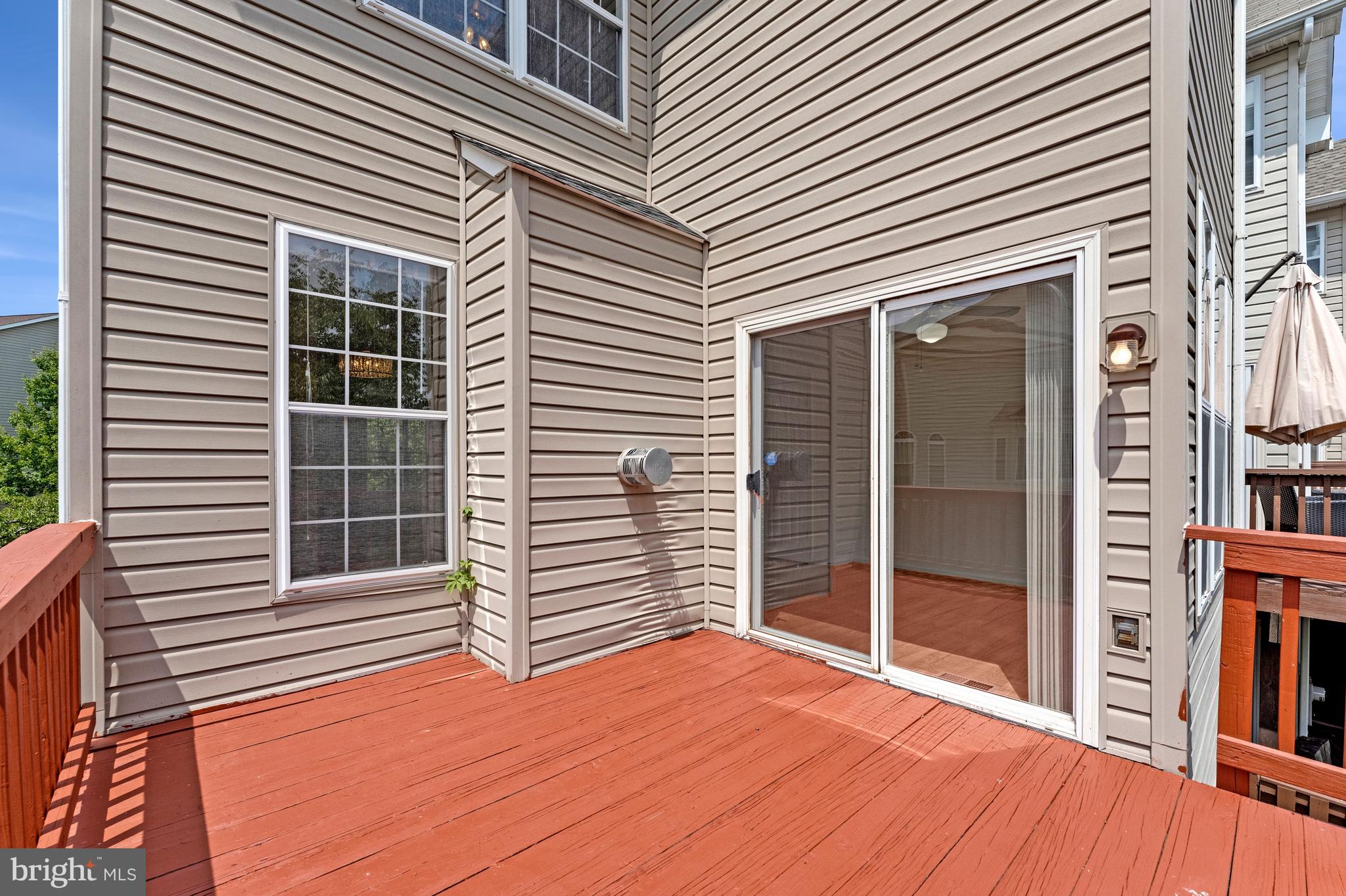 ASHBURN VILLAGE - Residential
