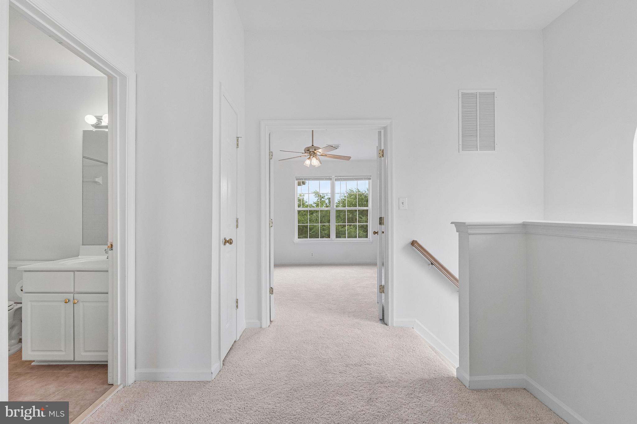 ASHBURN VILLAGE - Residential