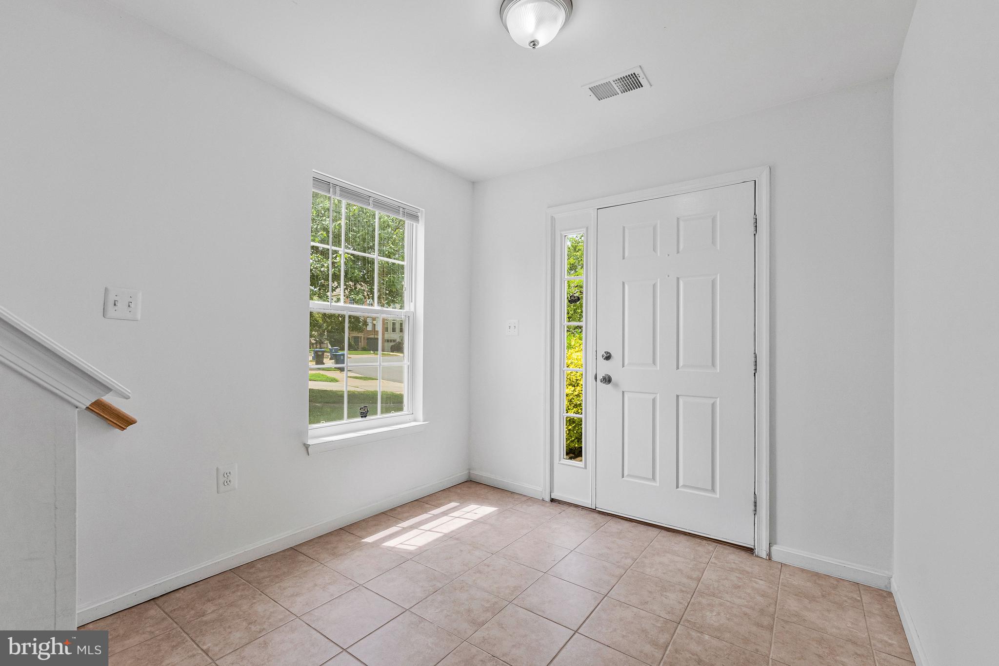 ASHBURN VILLAGE - Residential