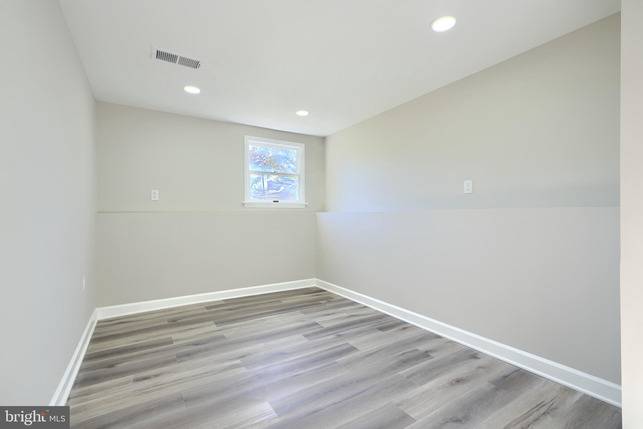 DUNDALK FARMS - Residential