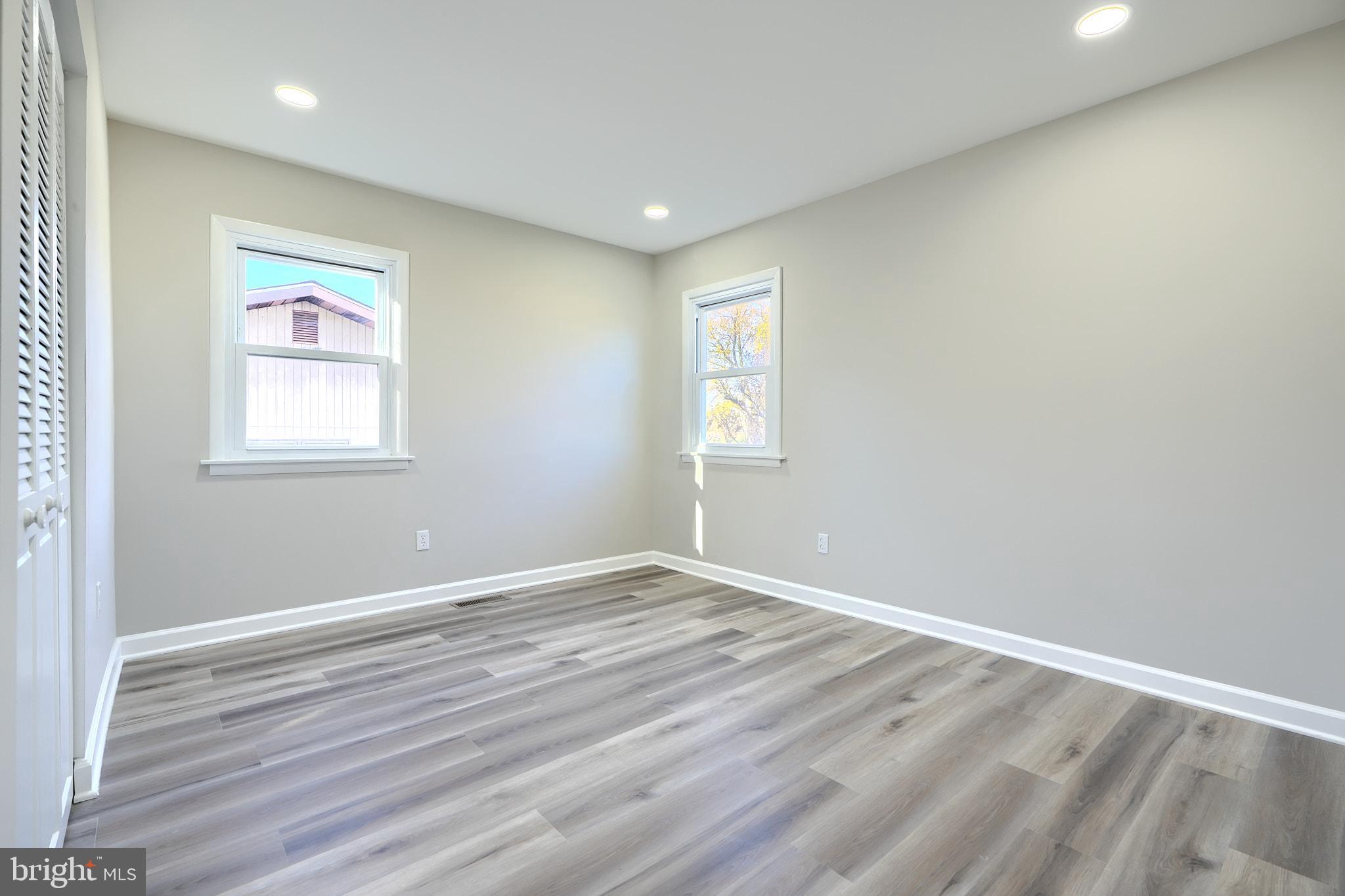 DUNDALK FARMS - Residential