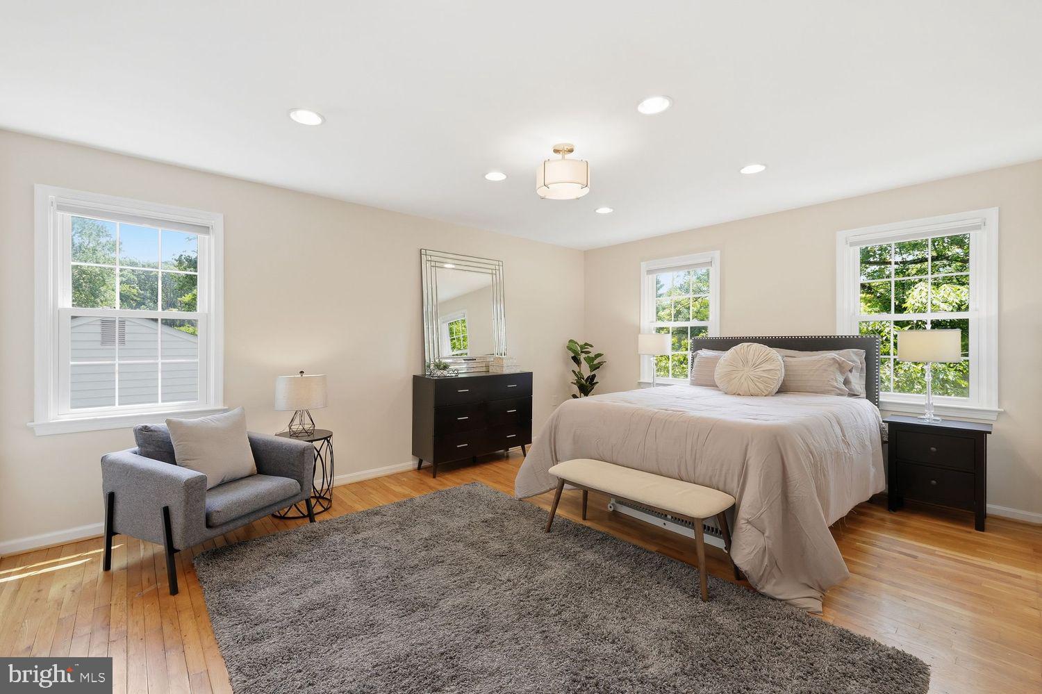 GLENFIELD MANOR - Residential