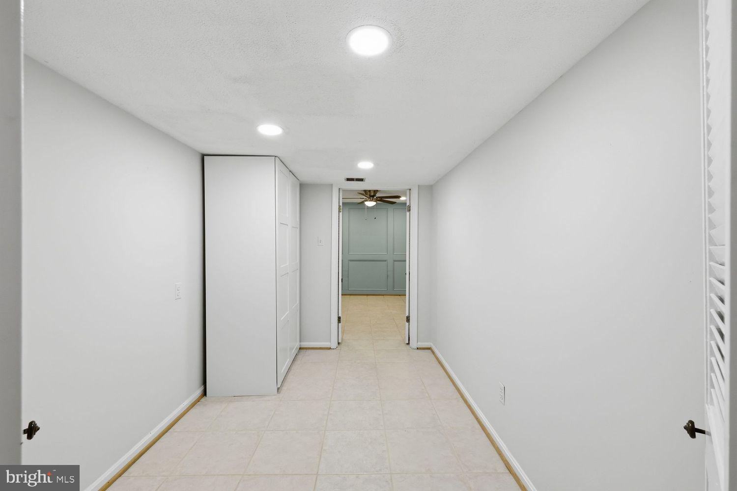 GLENFIELD MANOR - Residential