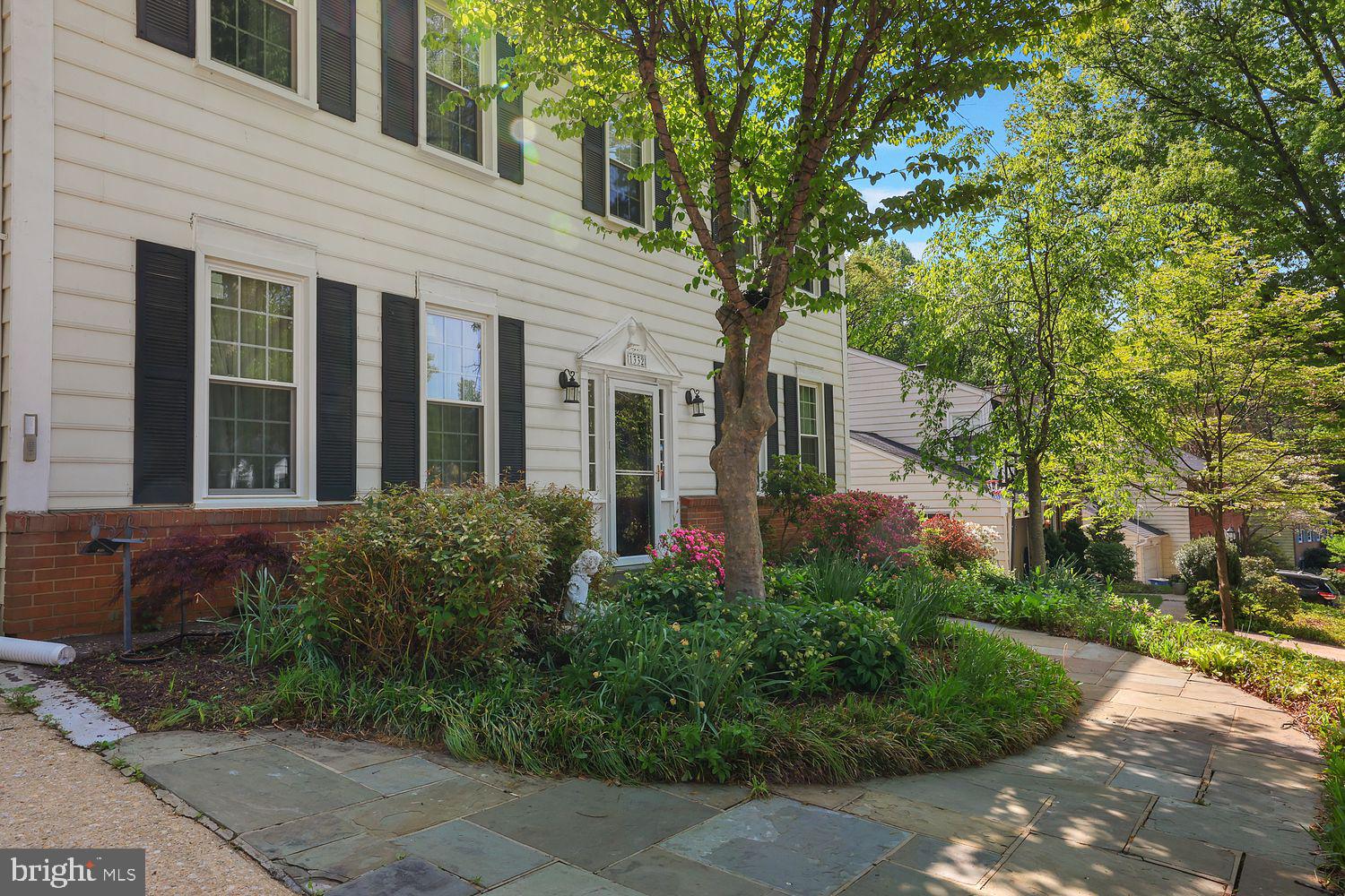 GLENFIELD MANOR - Residential