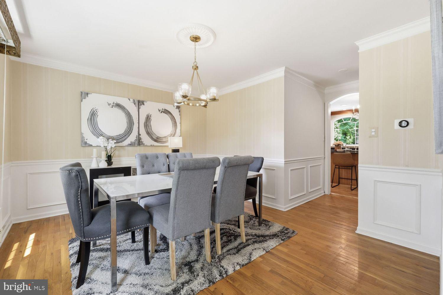 GLENFIELD MANOR - Residential