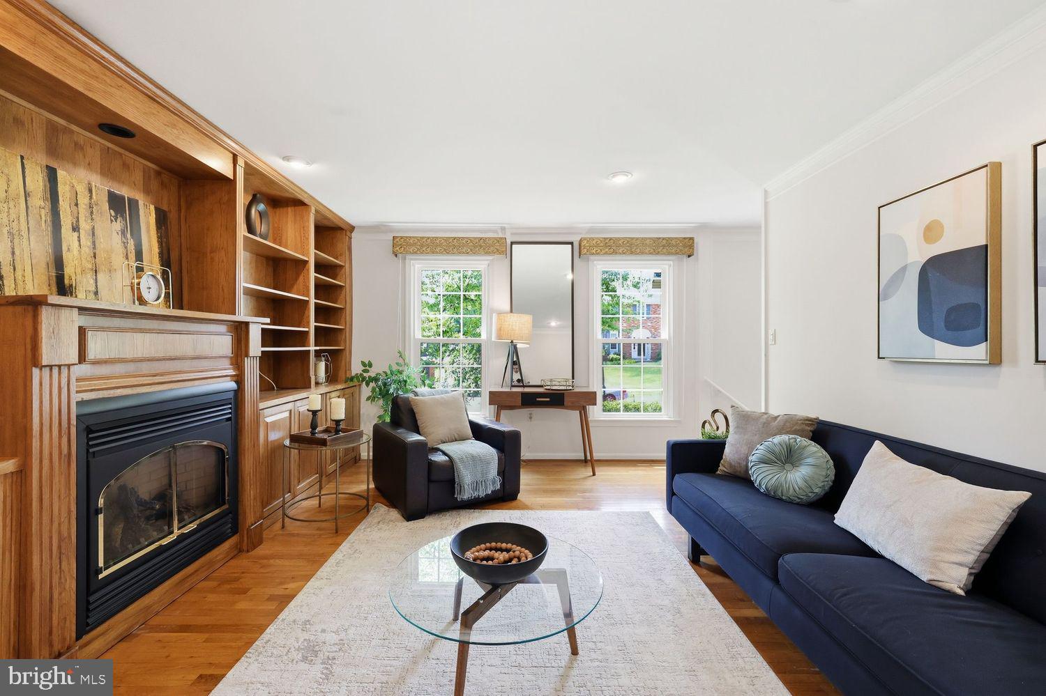 GLENFIELD MANOR - Residential