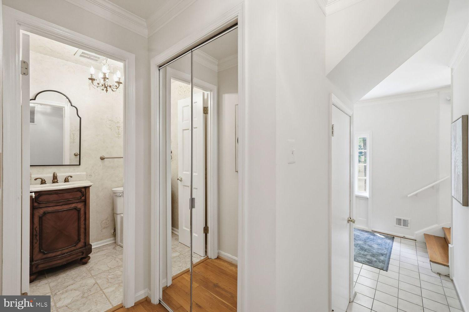 GLENFIELD MANOR - Residential