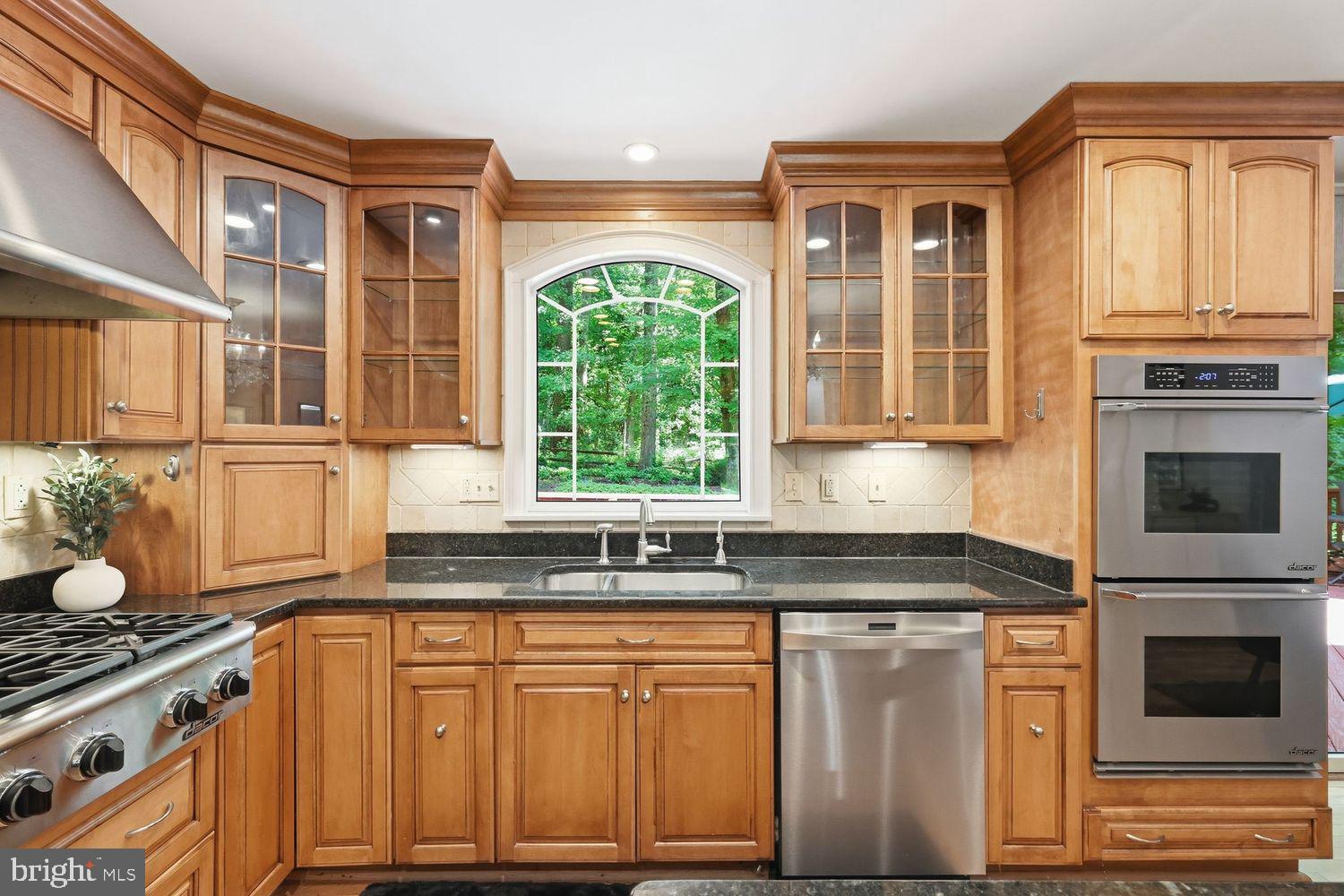 GLENFIELD MANOR - Residential