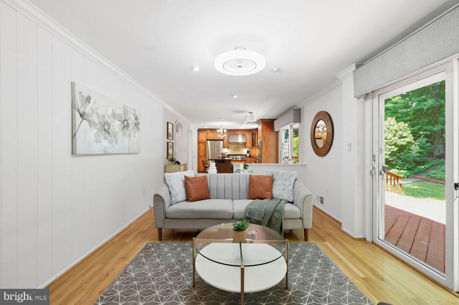 GLENFIELD MANOR - Residential