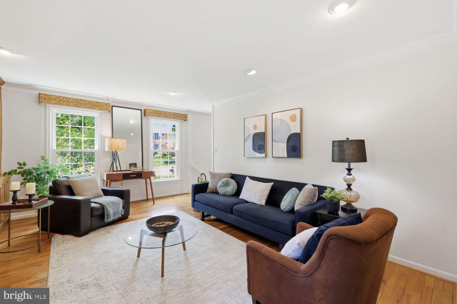 GLENFIELD MANOR - Residential