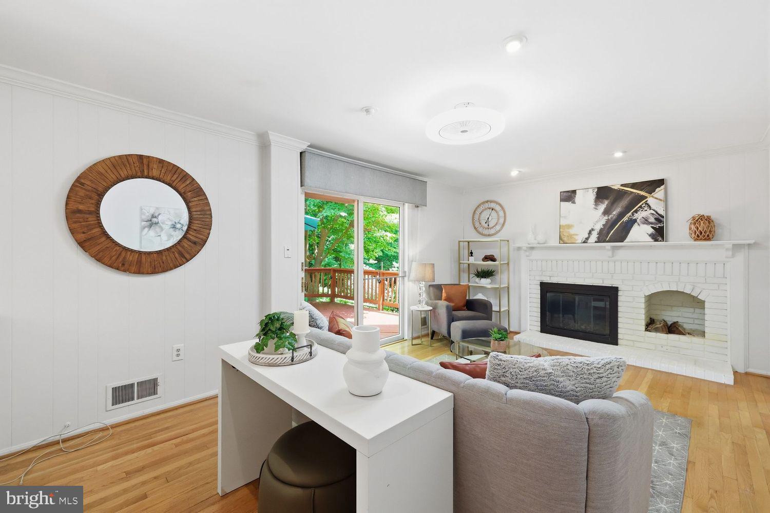GLENFIELD MANOR - Residential