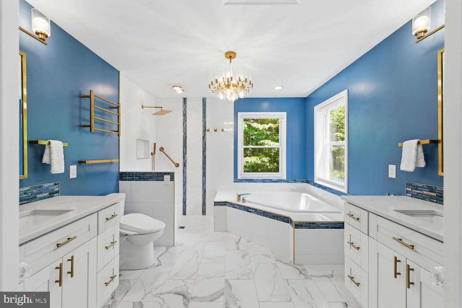GLENFIELD MANOR - Residential