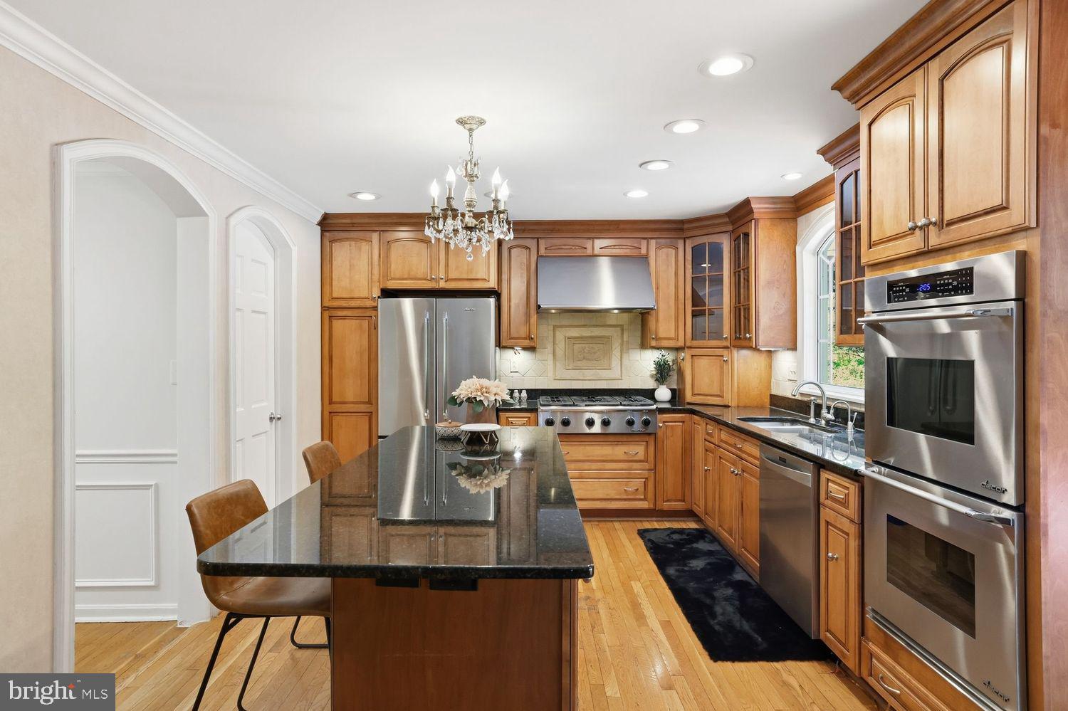 GLENFIELD MANOR - Residential