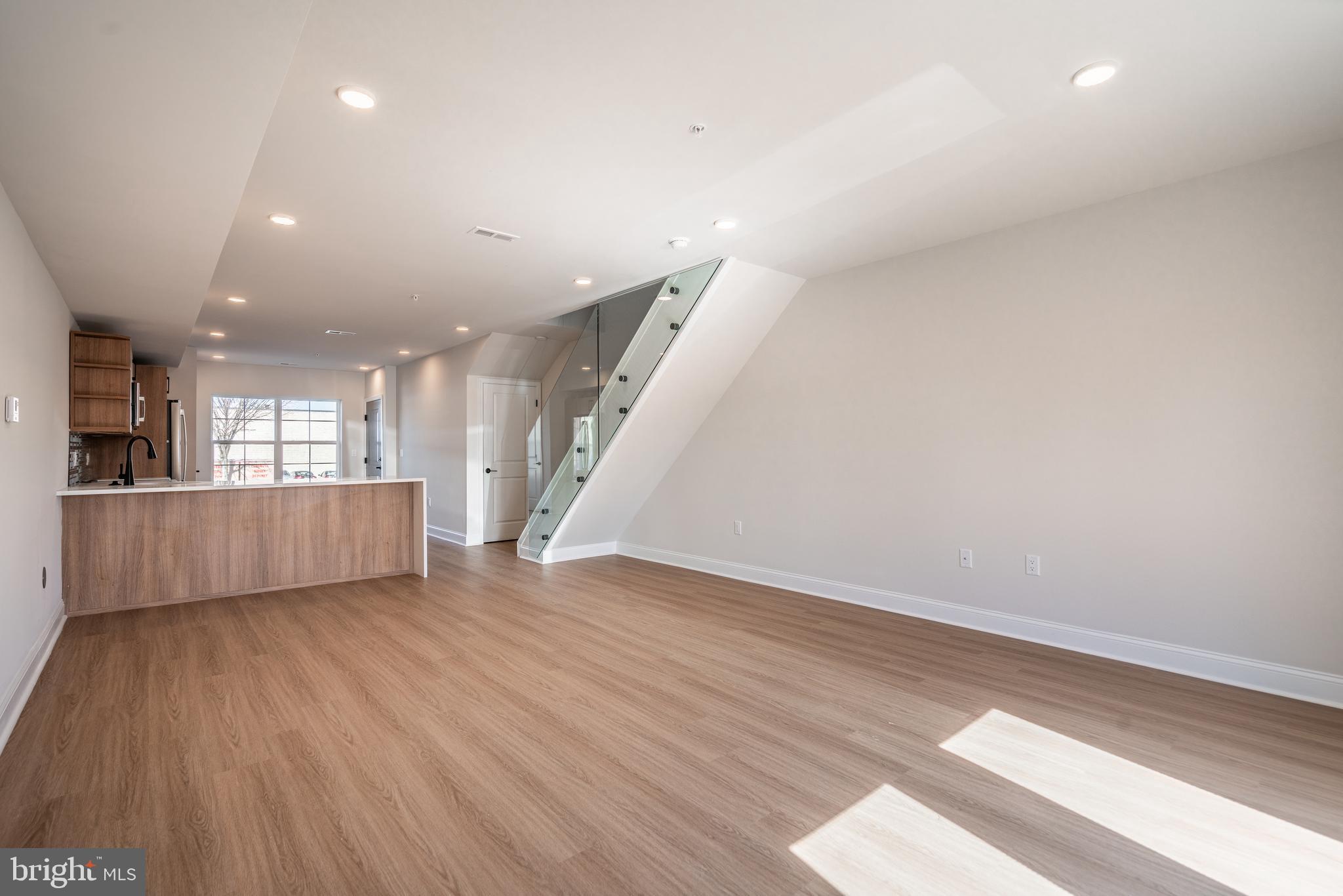 WYNNEFIELD HEIGHTS - Residential