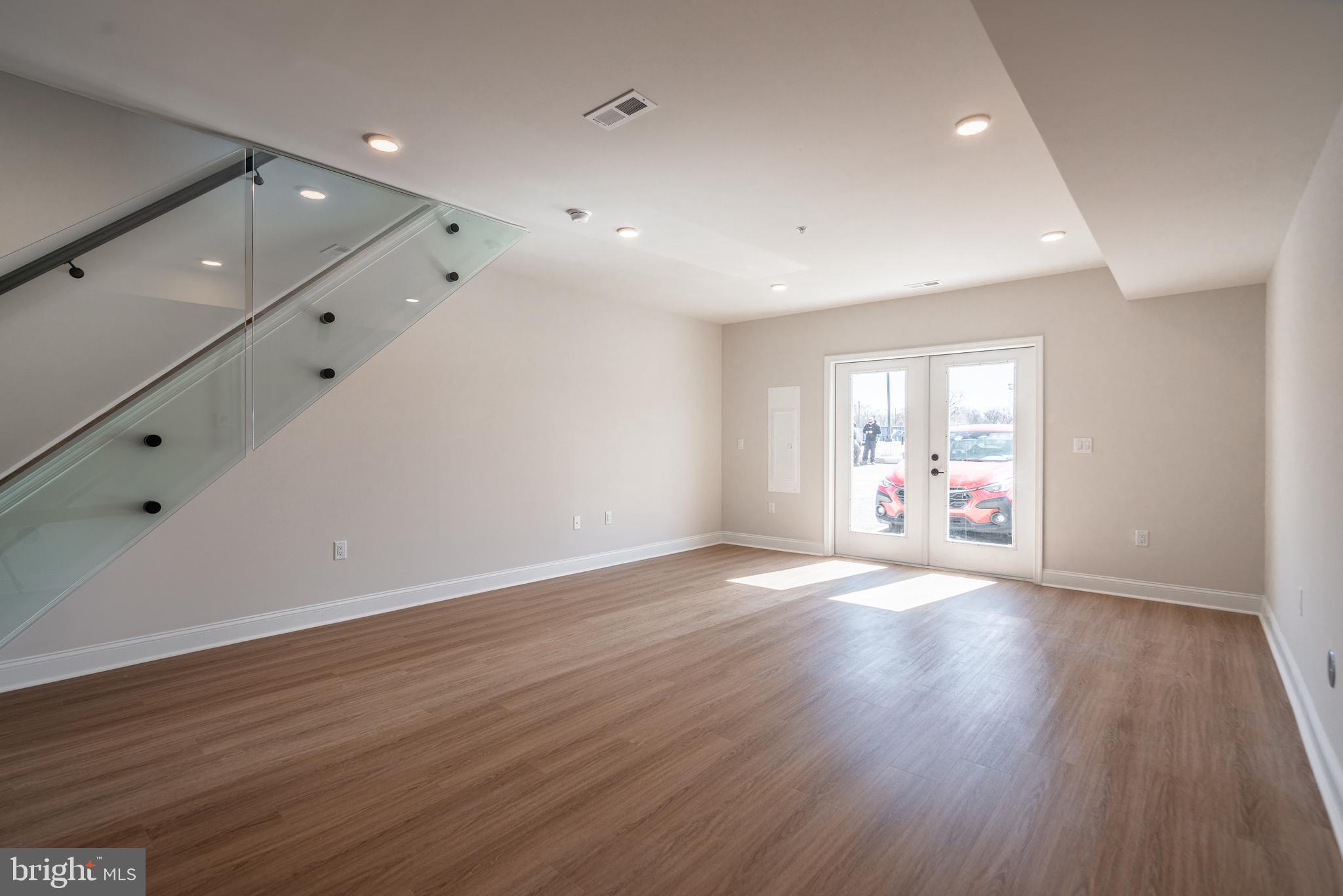 WYNNEFIELD HEIGHTS - Residential