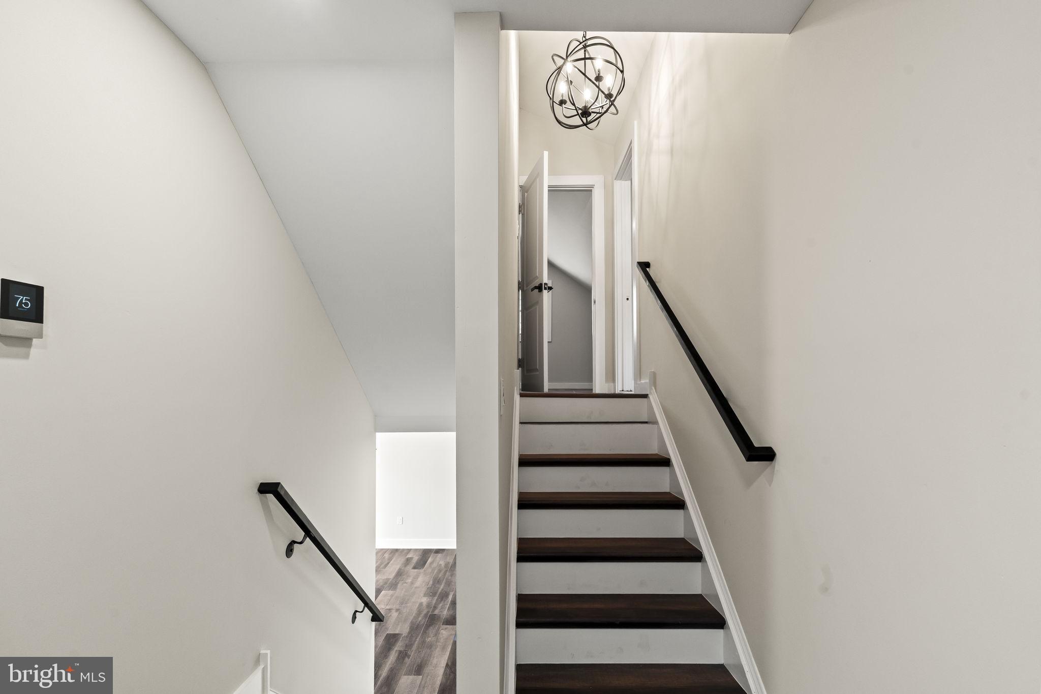 KING OF PRUSSIA - Residential
