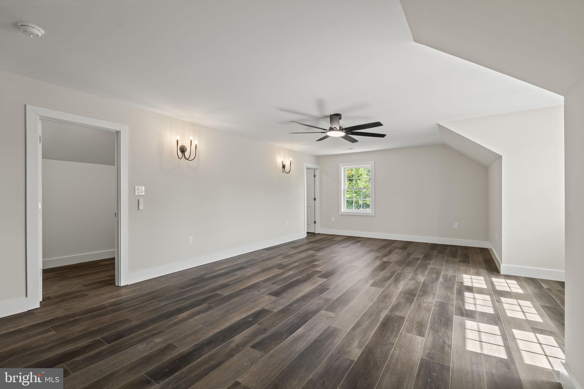 KING OF PRUSSIA - Residential