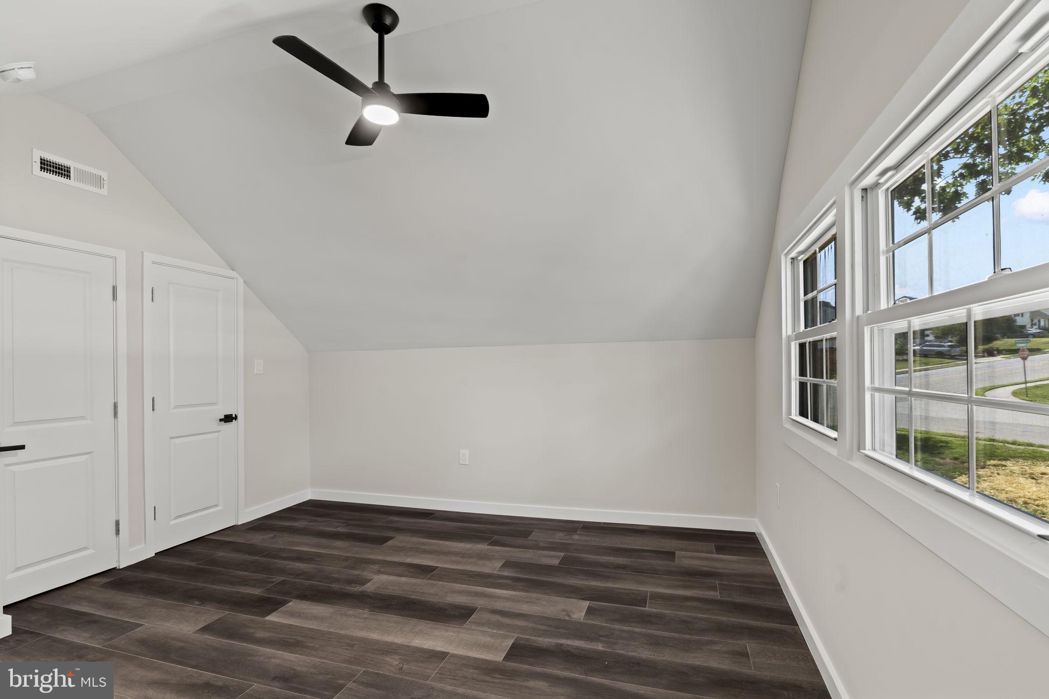 KING OF PRUSSIA - Residential