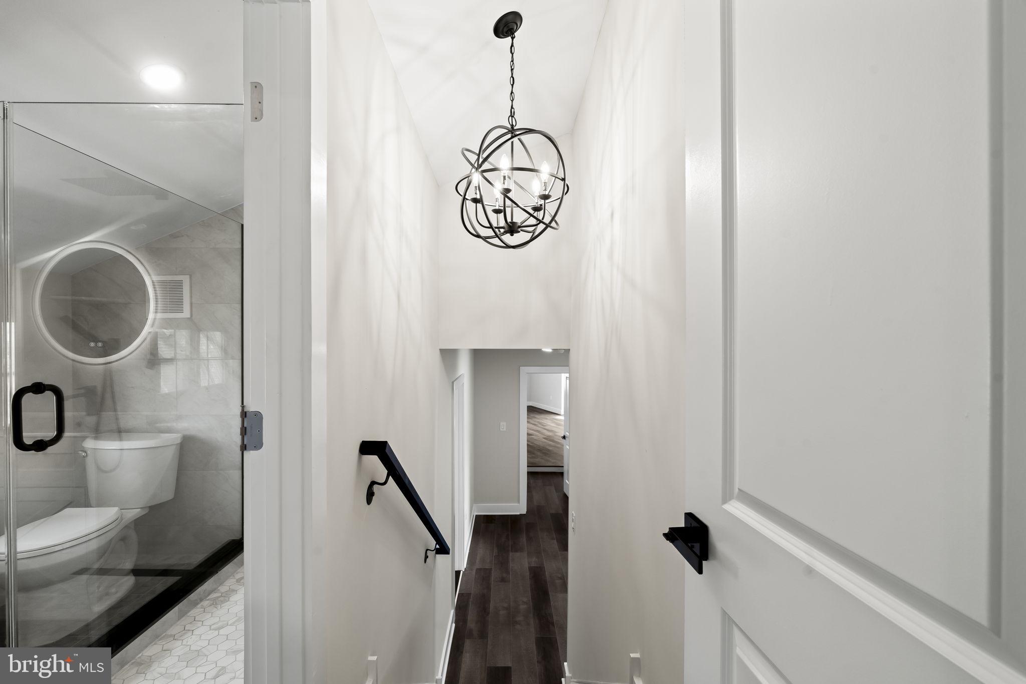 KING OF PRUSSIA - Residential
