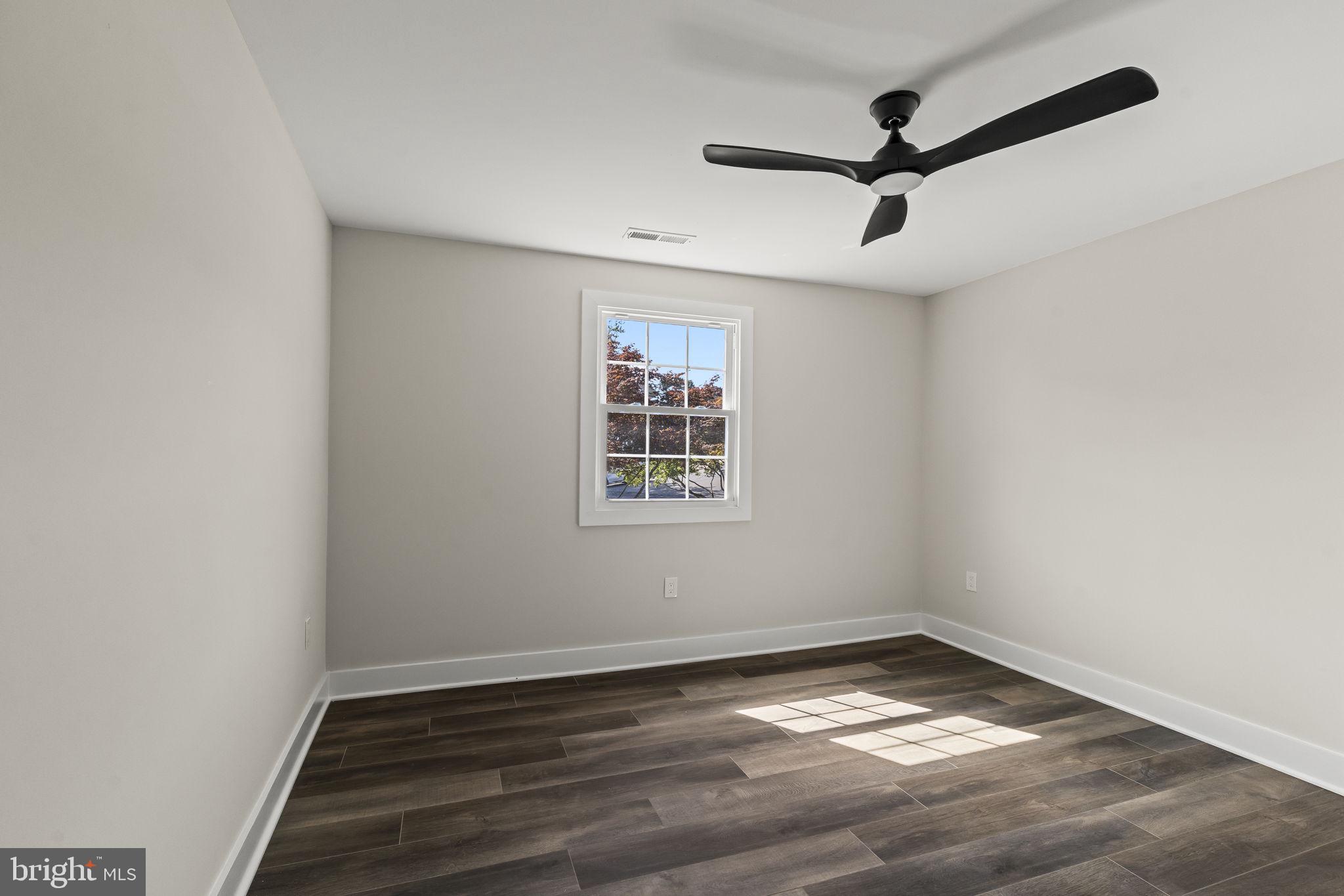 KING OF PRUSSIA - Residential