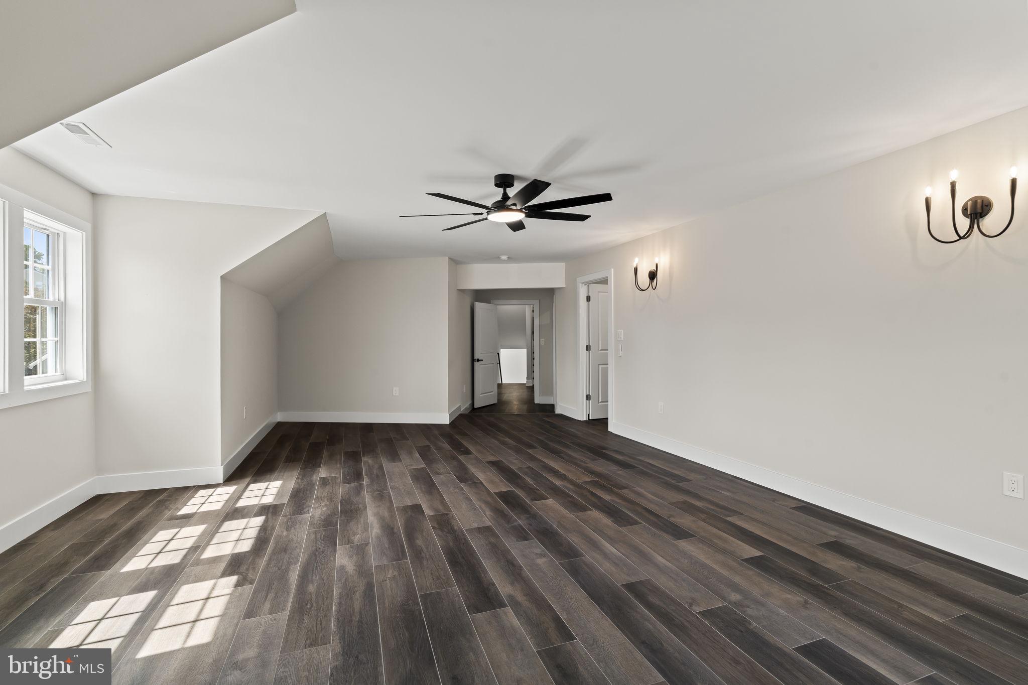 KING OF PRUSSIA - Residential