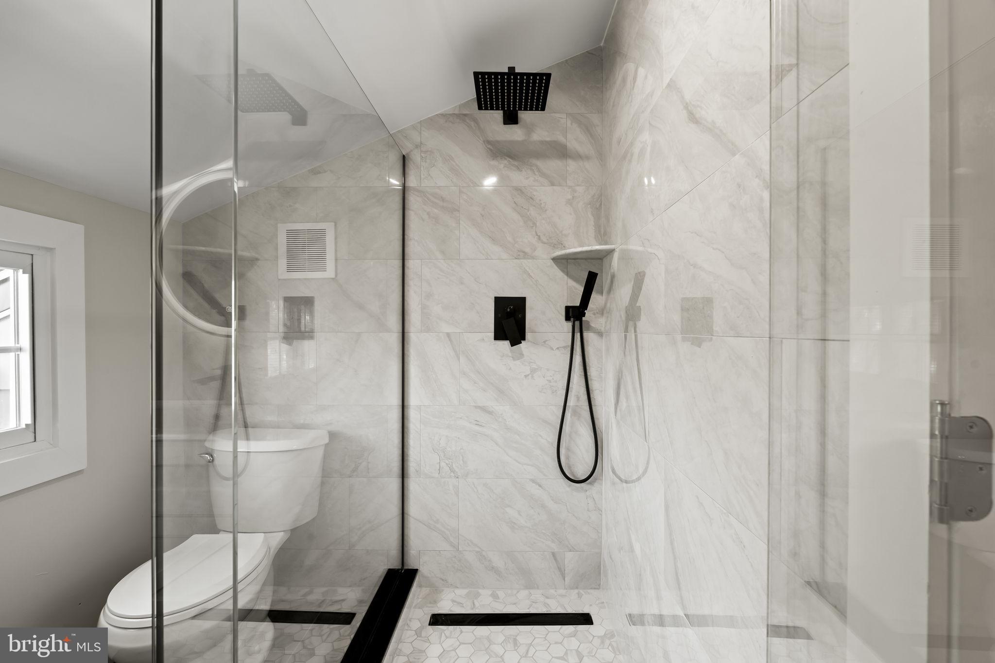 KING OF PRUSSIA - Residential