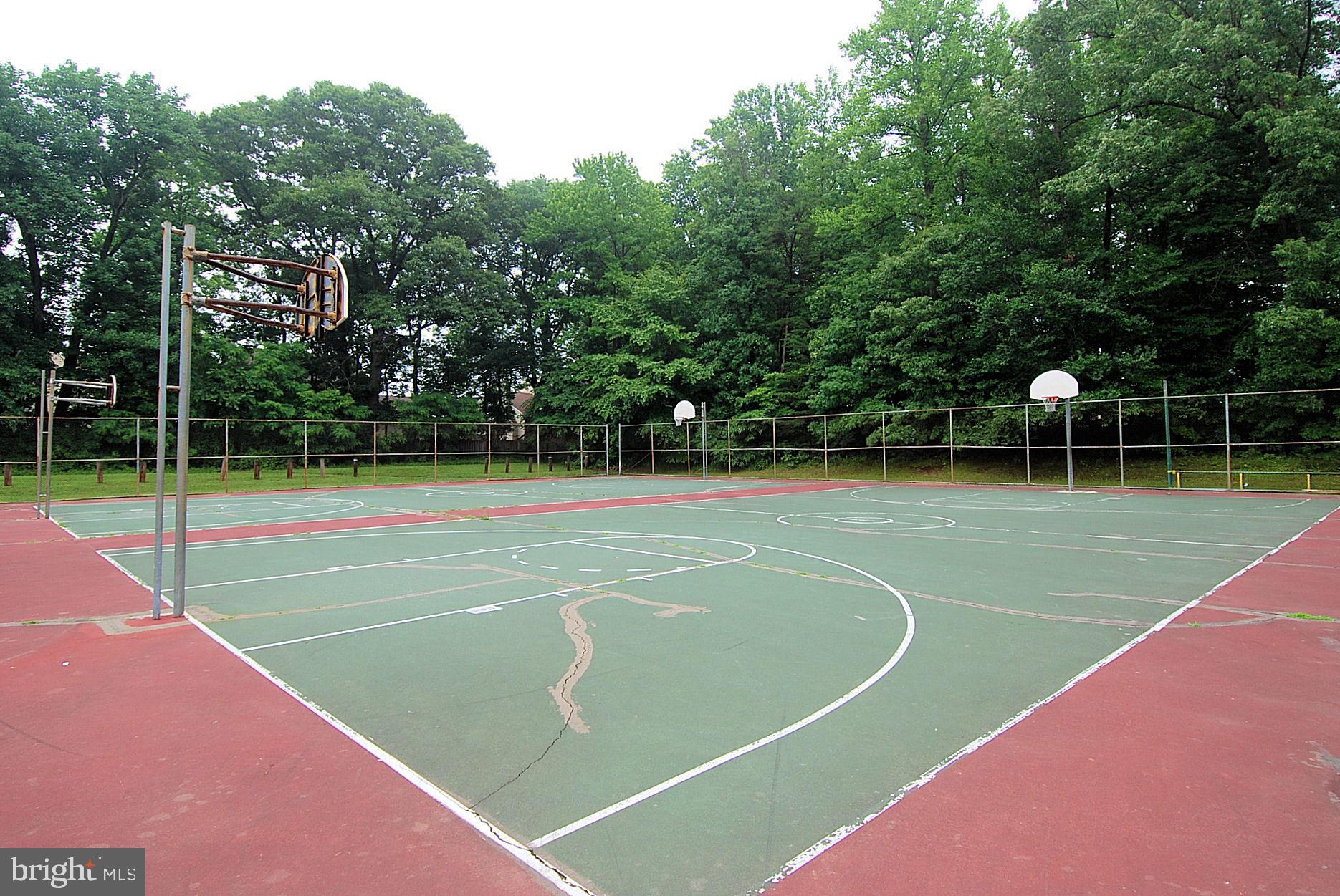 PINEY ORCHARD - Residential