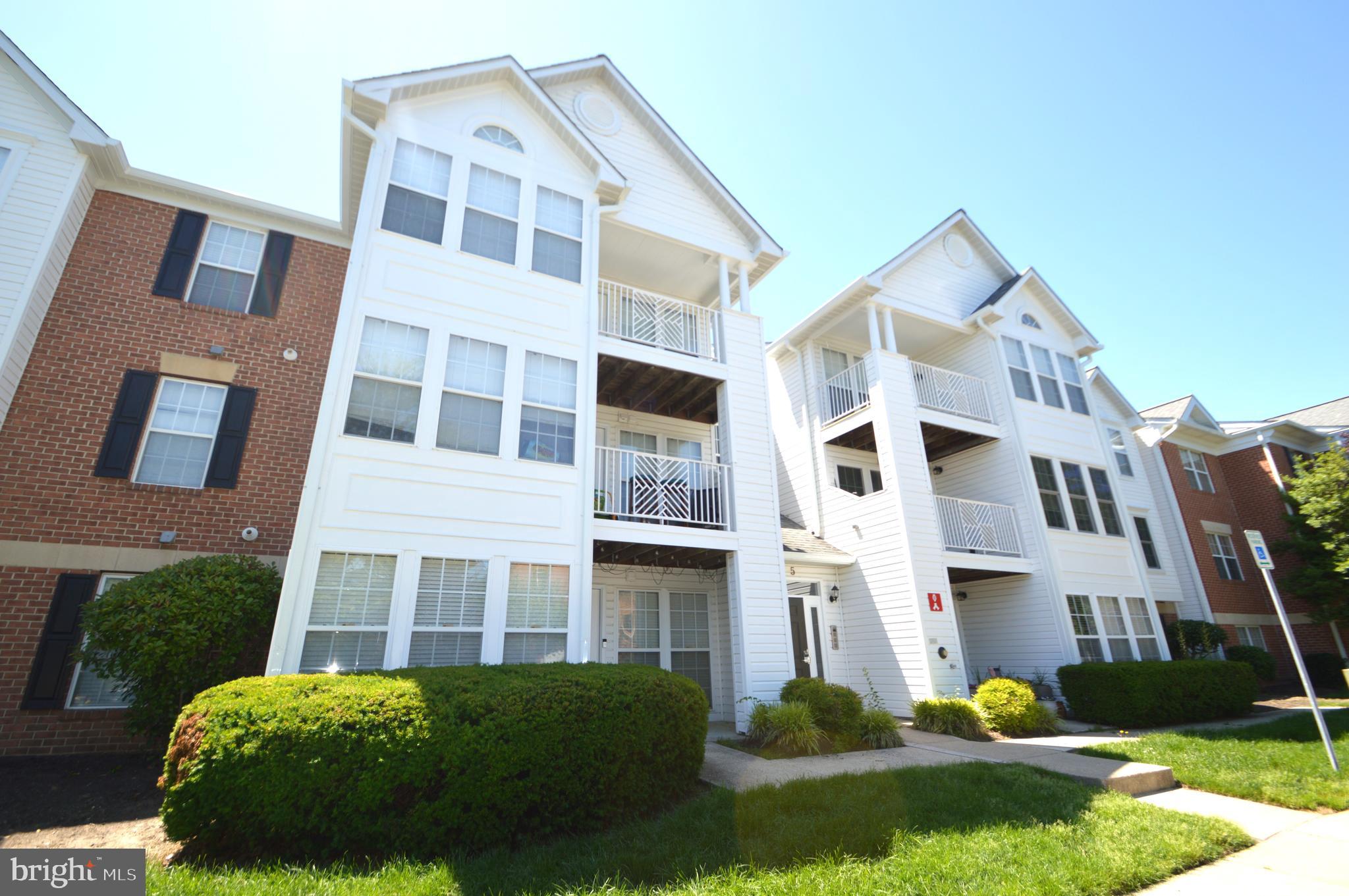 PINEY ORCHARD - Residential