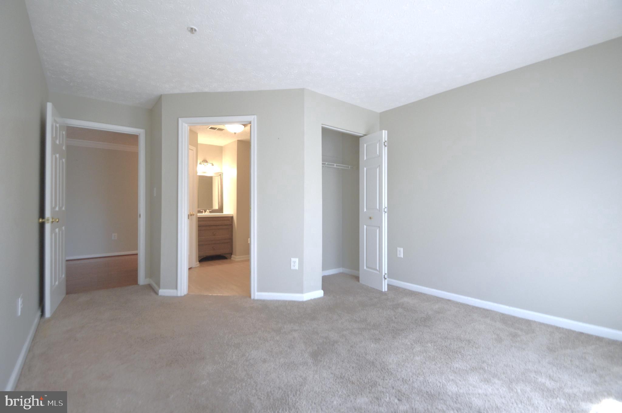 PINEY ORCHARD - Residential