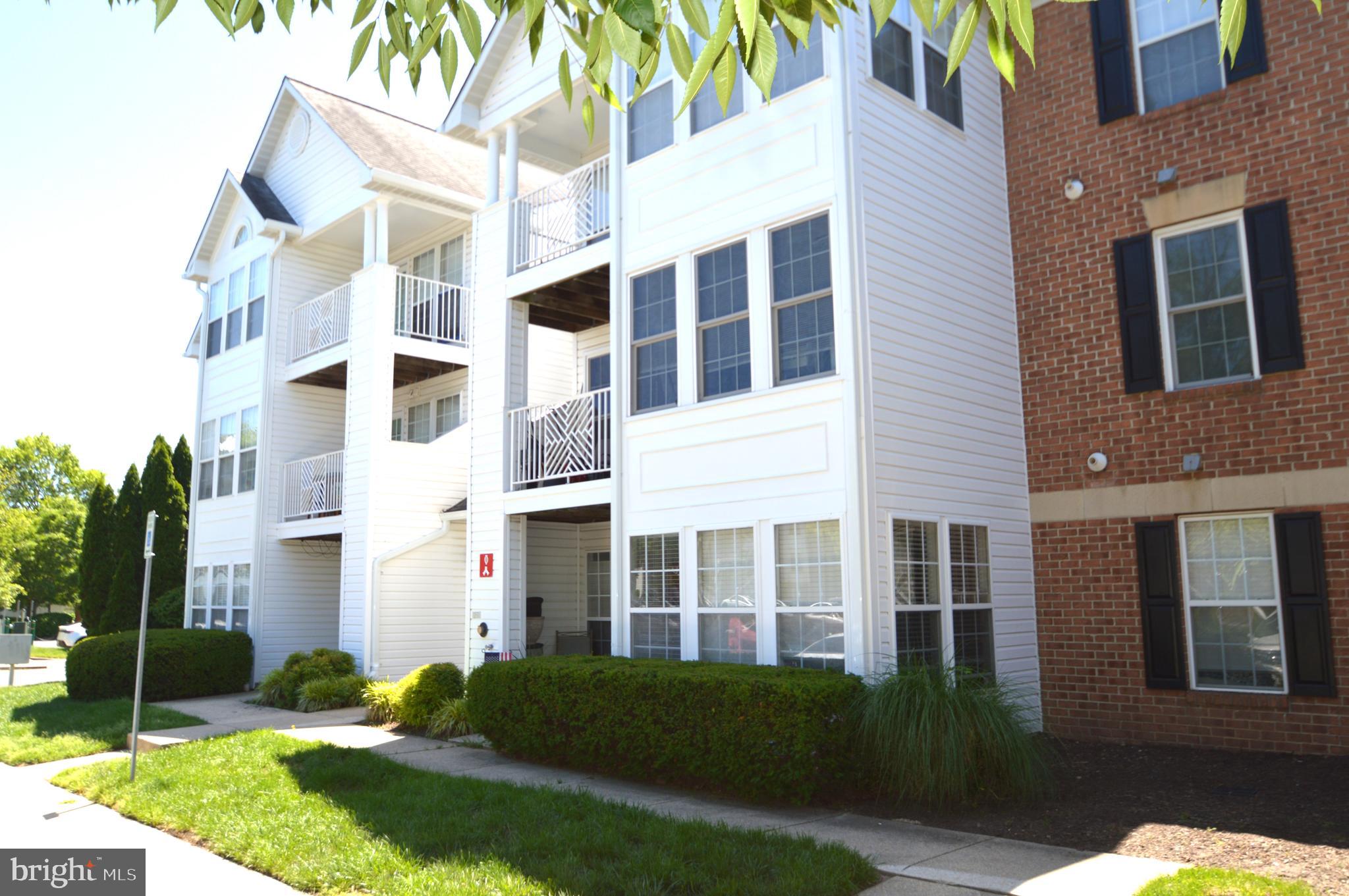 PINEY ORCHARD - Residential