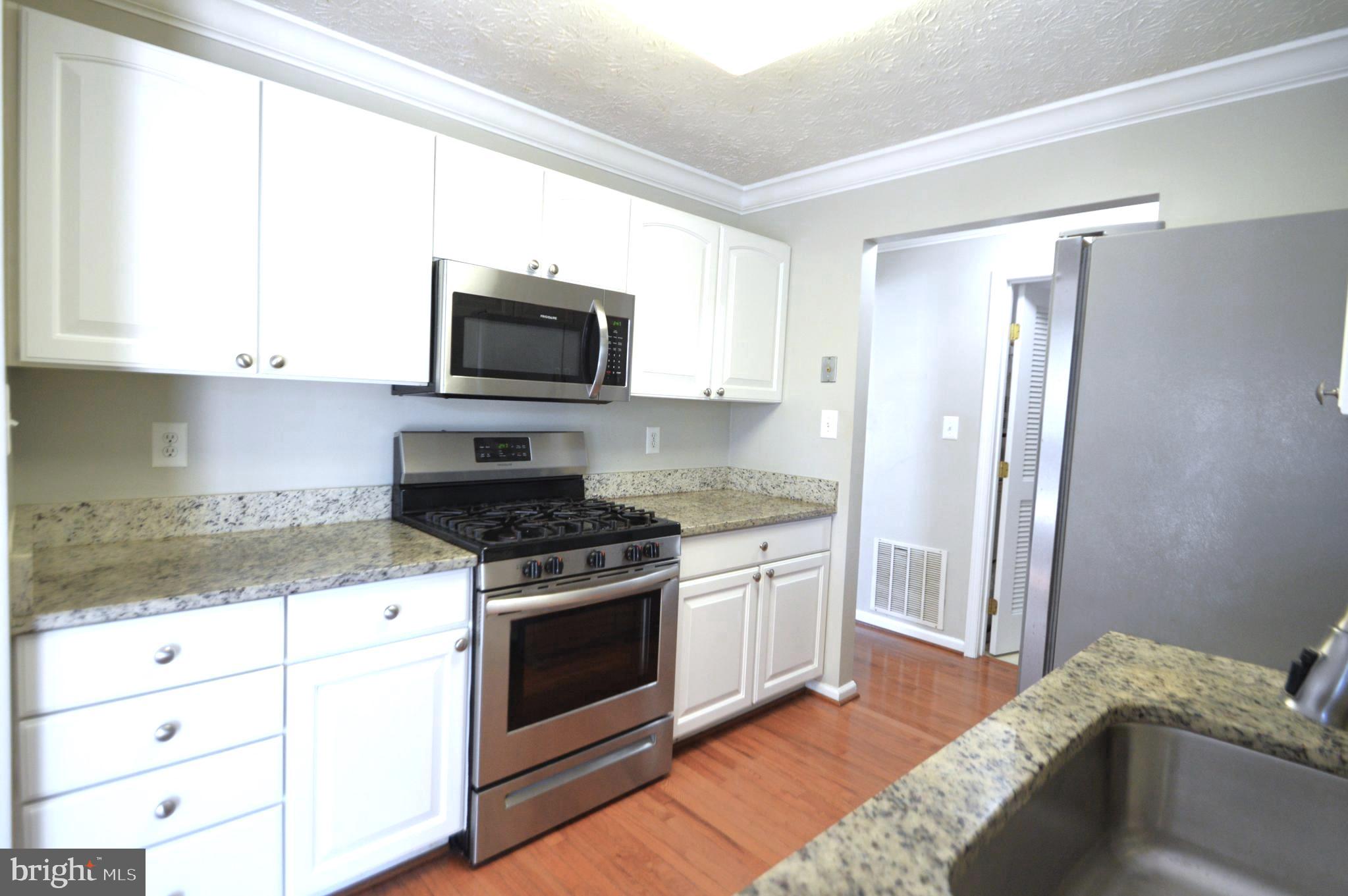 PINEY ORCHARD - Residential