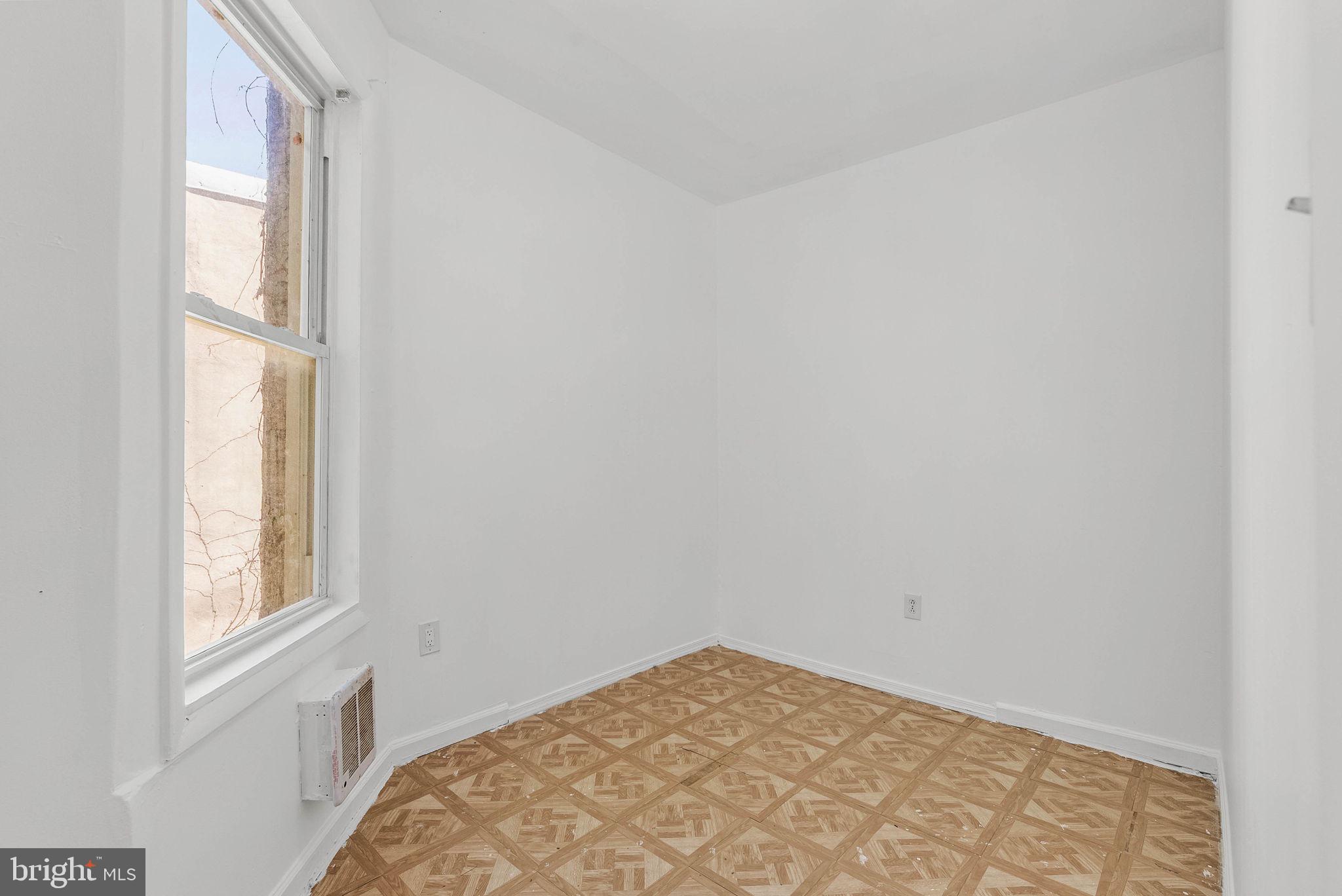 LOGAN - Residential